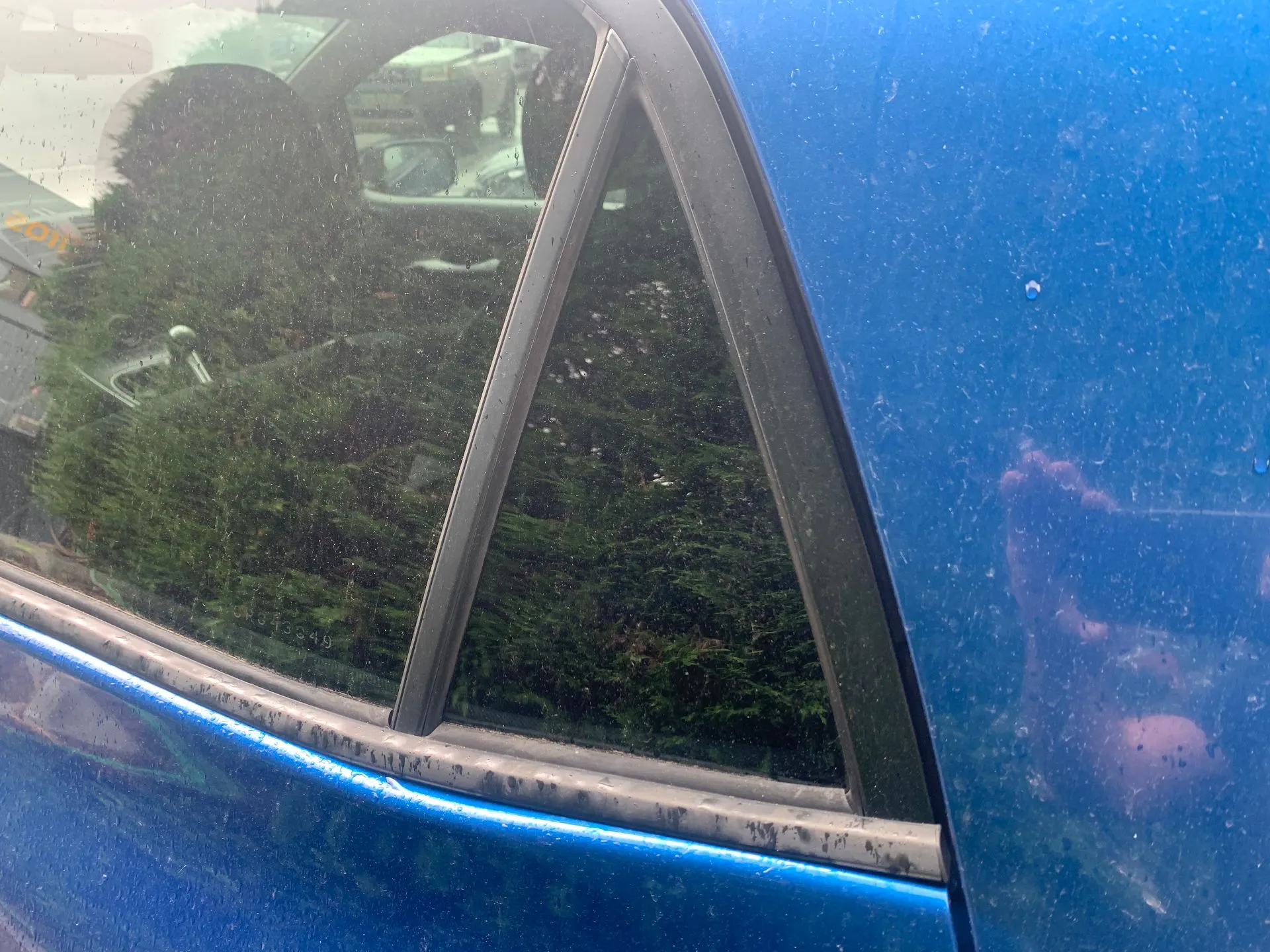 Vetro triangolare porta posteriore sinistra TOYOTA Auris Hatchback (_E15_) Imagem-1