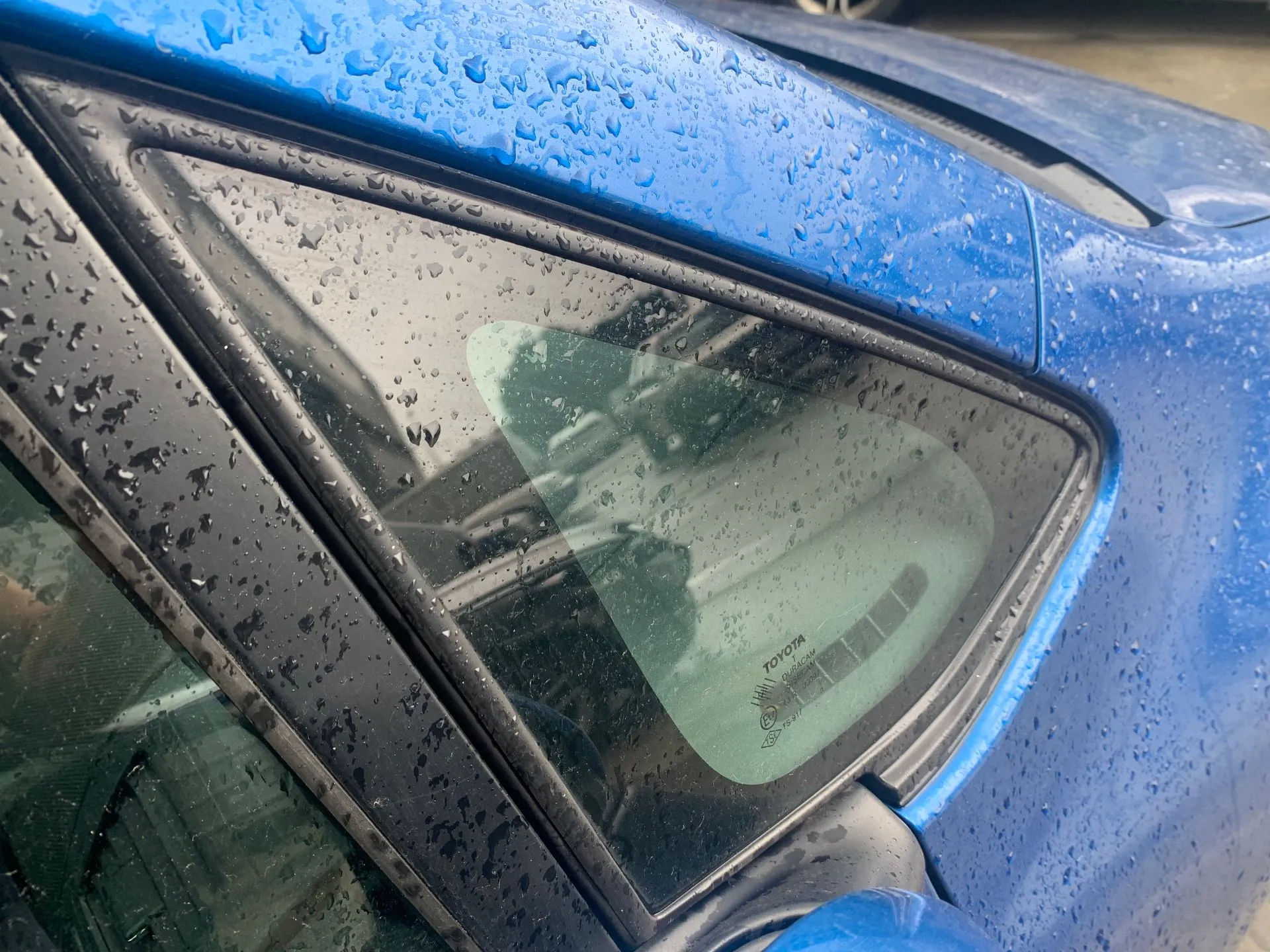 Vidrio triangular Delantero Derecho TOYOTA Auris Hatchback (_E15_) Imagem-1