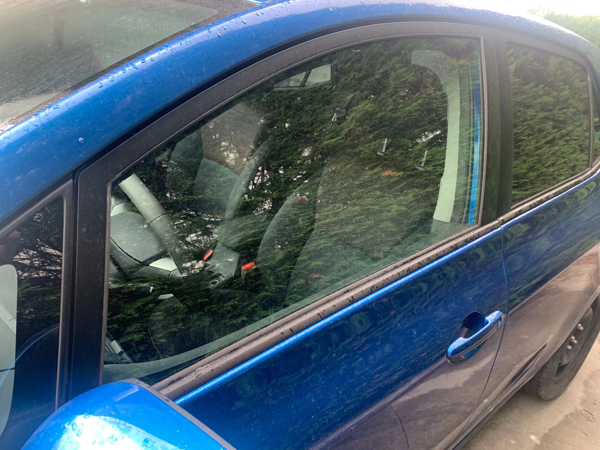 Vitre porte avant gauche TOYOTA Auris Hatchback (_E15_)