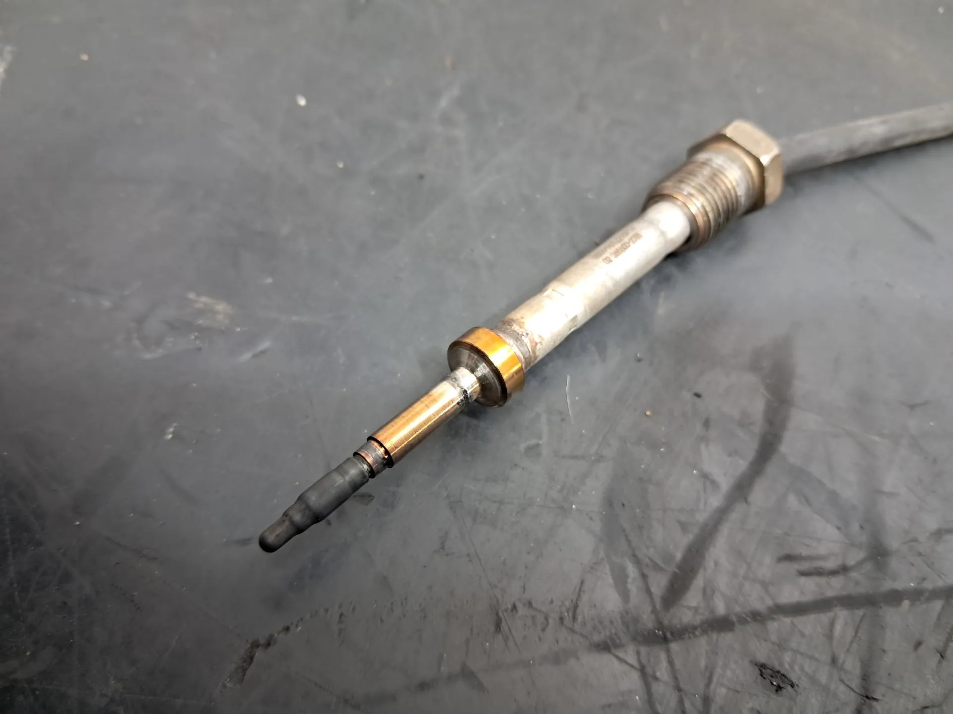 Sensor de temperatura BMW 1 (F20) Imagem-1