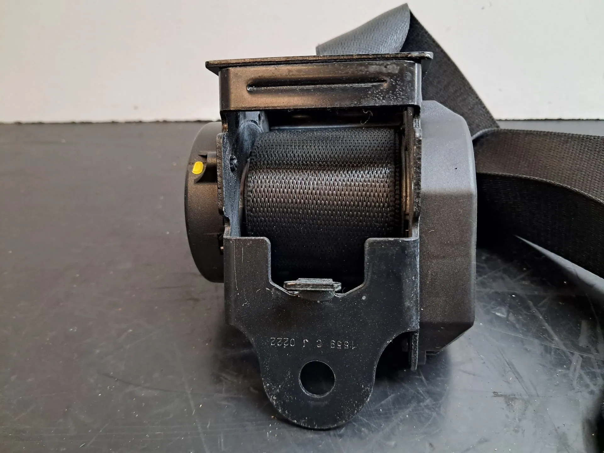 Prétensionneur de ceinture arrière gauche BMW 1 (F20) Imagem-5