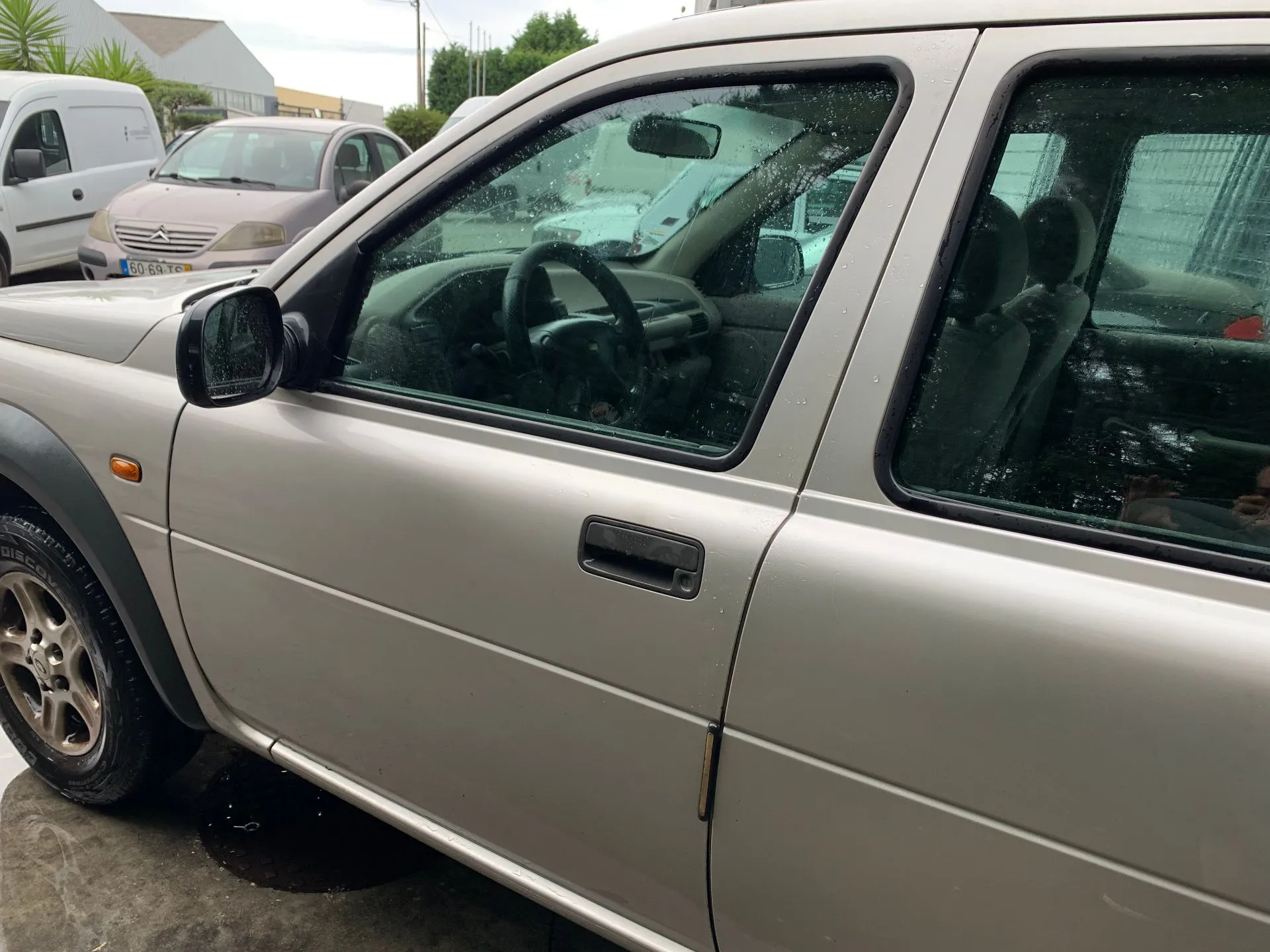 Porta frente esquerda LAND ROVER Freelander (L314)