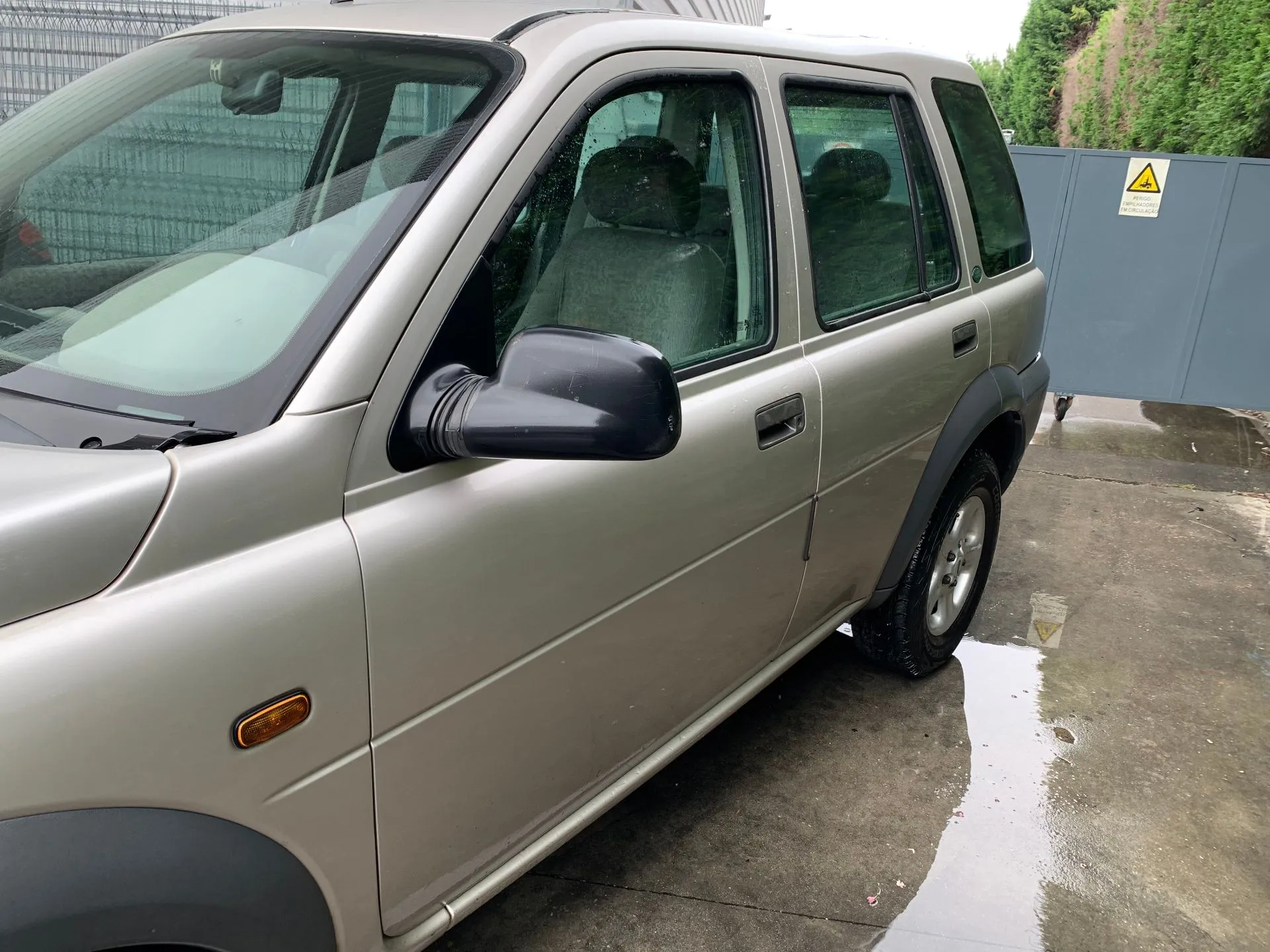 Porta frente esquerda LAND ROVER Freelander (L314) Imagem-1