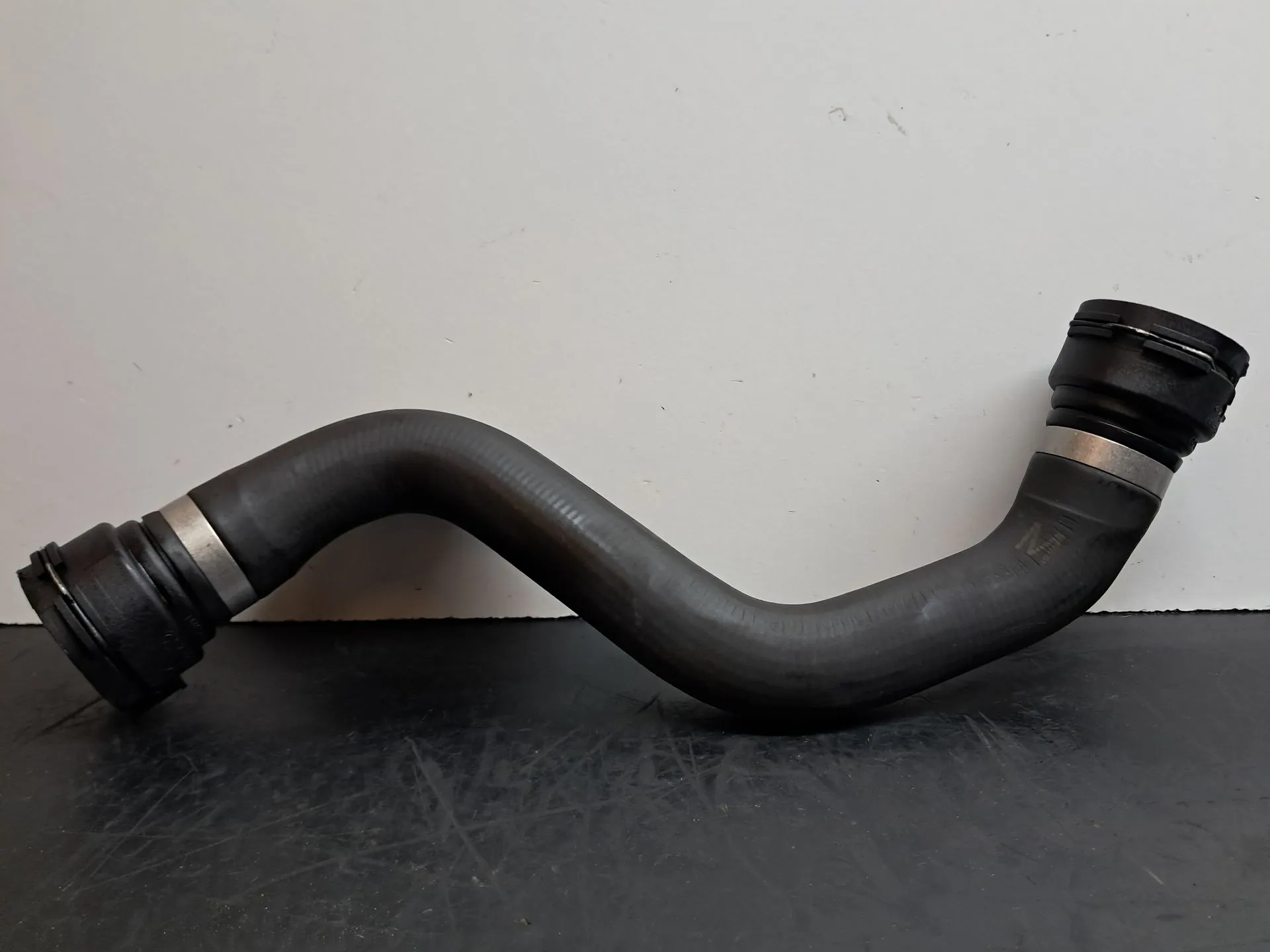 Tubo da água BMW 1 (F20) Imagem-1