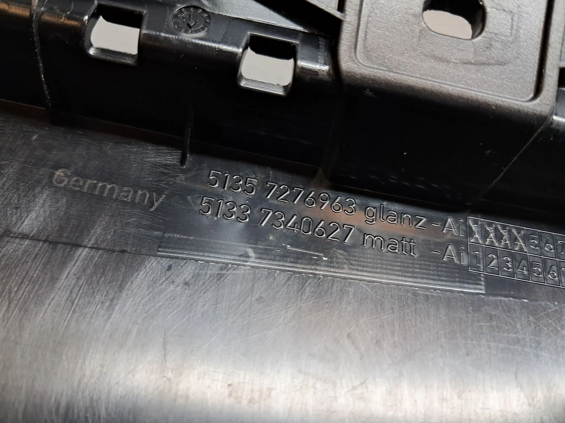 Moulure de porte arrière gauche BMW 1 (F20) Imagem-7