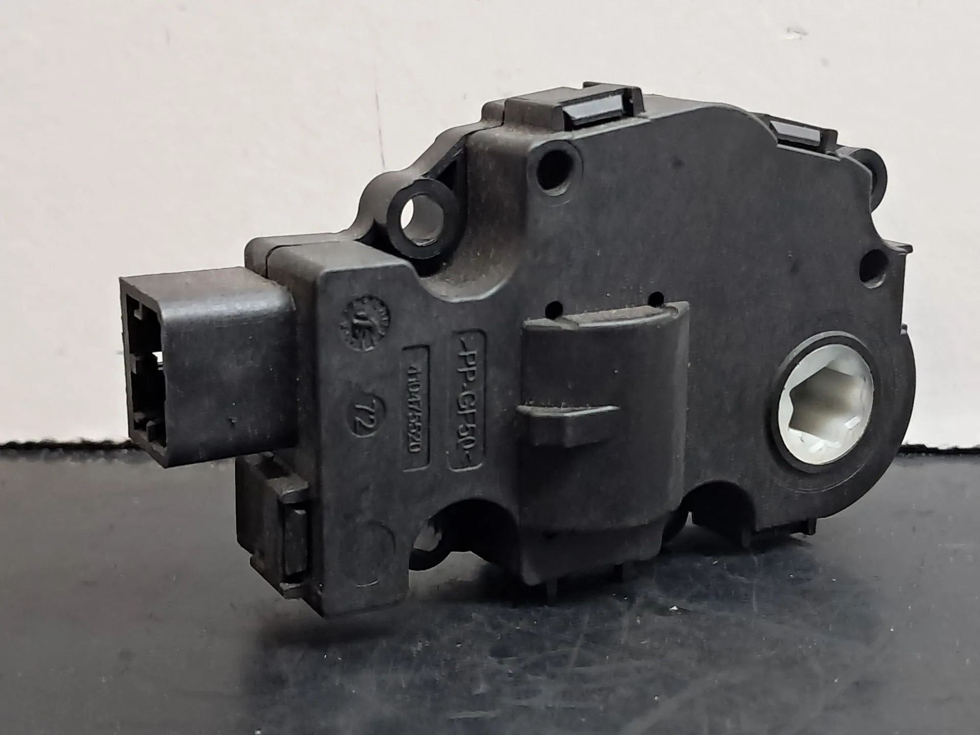 Moteur de volet de chauffage BMW 1 (F20) Imagem-2
