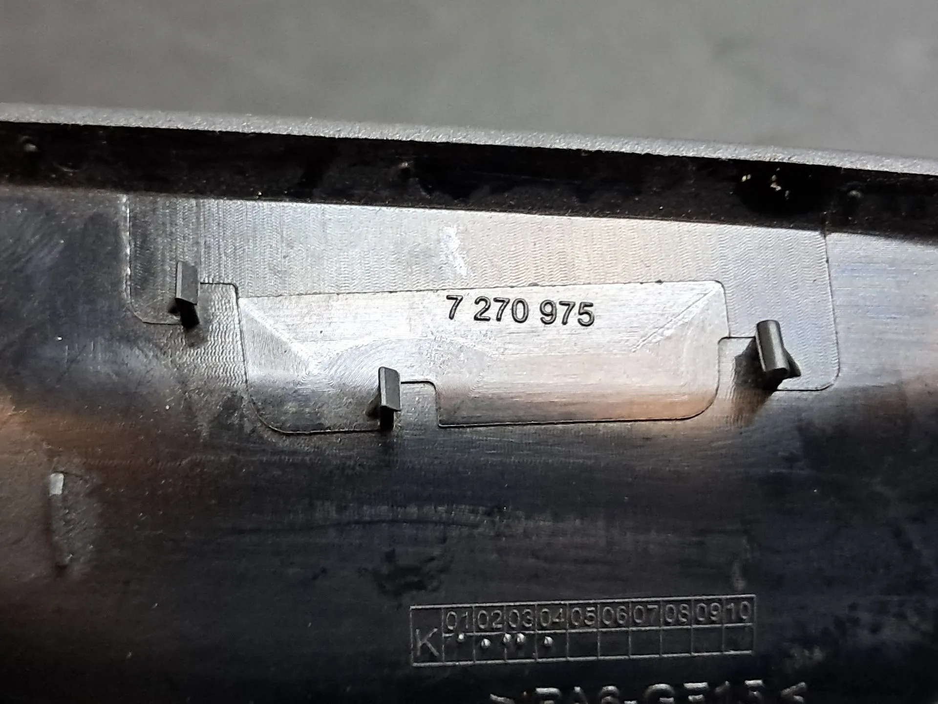 Moldura puerta trasera izquierda BMW 1 (F20) Imagem-3