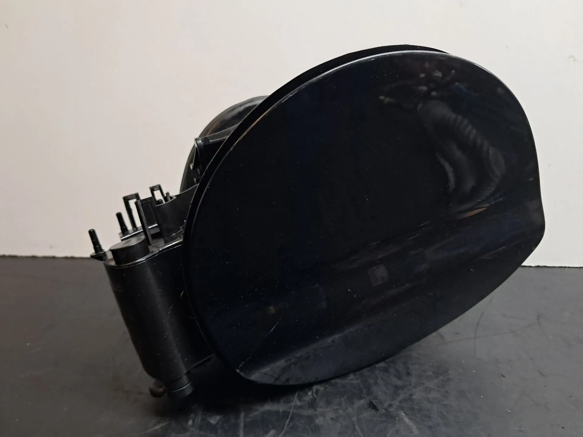 Tapa exterior combustible BMW 1 (F20)