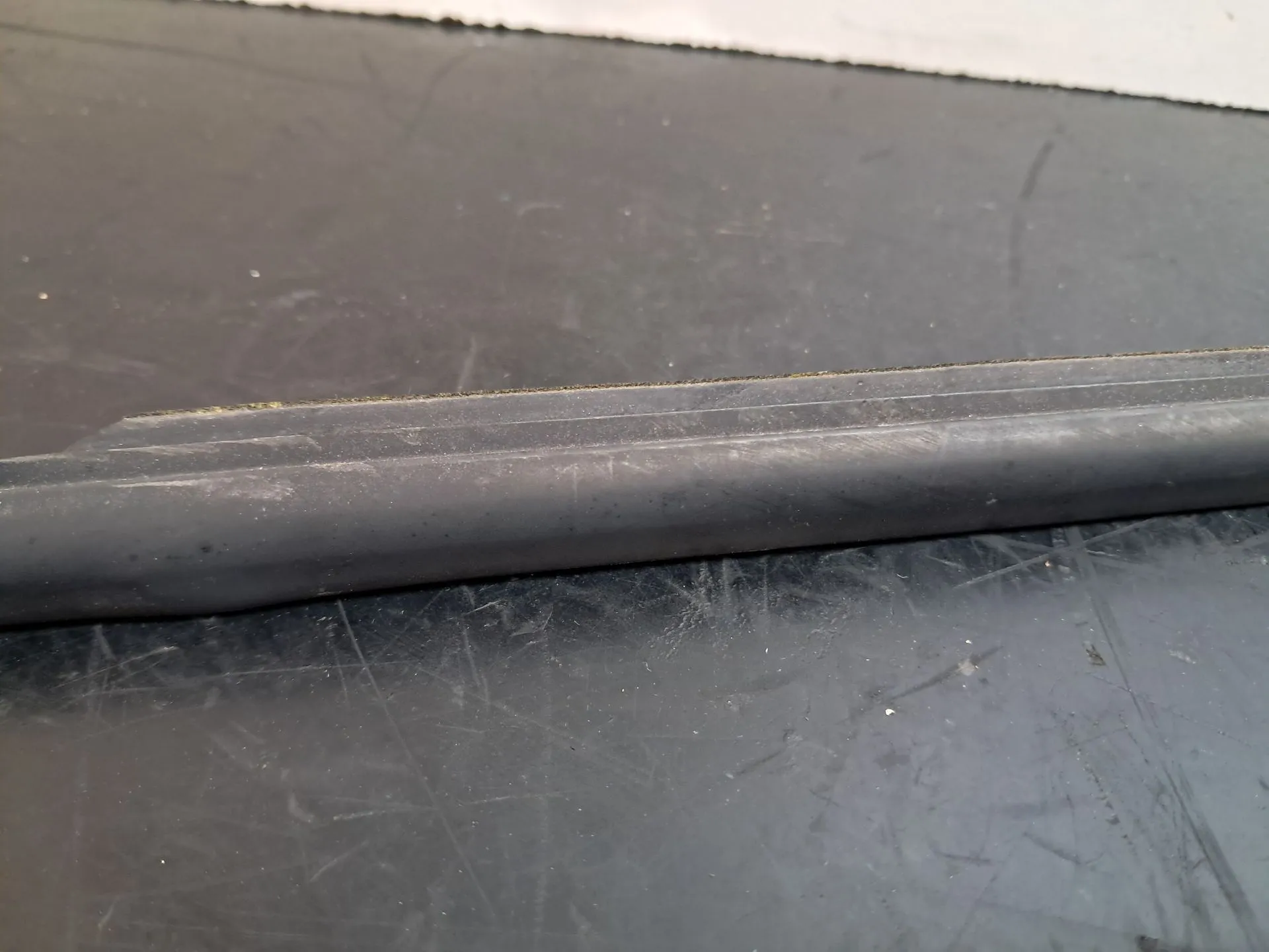 Raspador Vidrio de Puerta Delantera Derecha BMW 1 (F20) Imagem-2