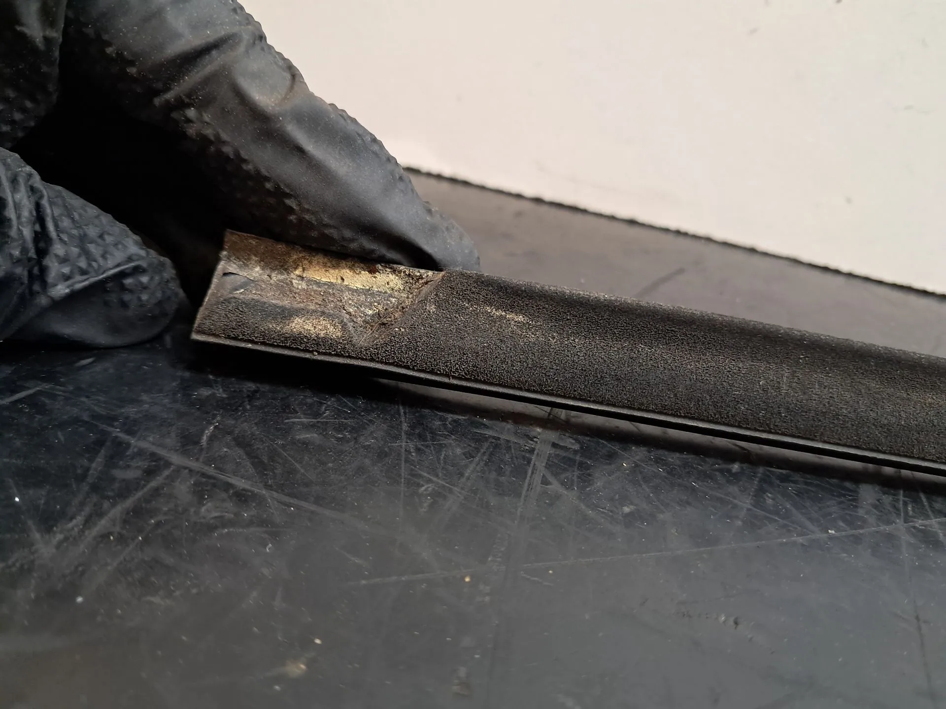 Raspador Vidrio de Puerta Delantera Derecha BMW 1 (F20) Imagem-13