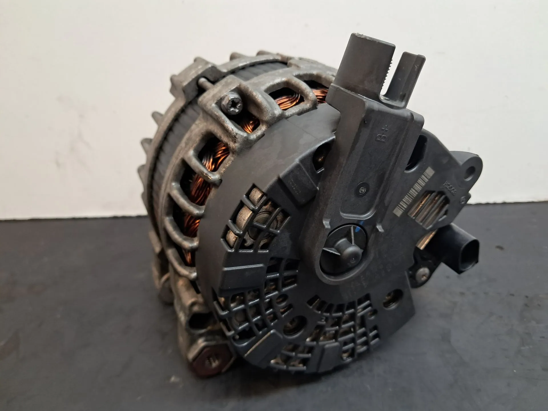 Alternador LAND ROVER Range Rover Evoque (L538) Imagem-2