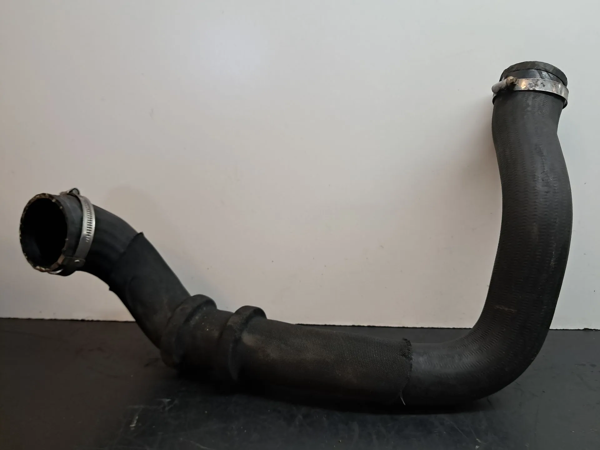 Tubo intercooler LAND ROVER Range Rover Evoque (L538) Imagem-1