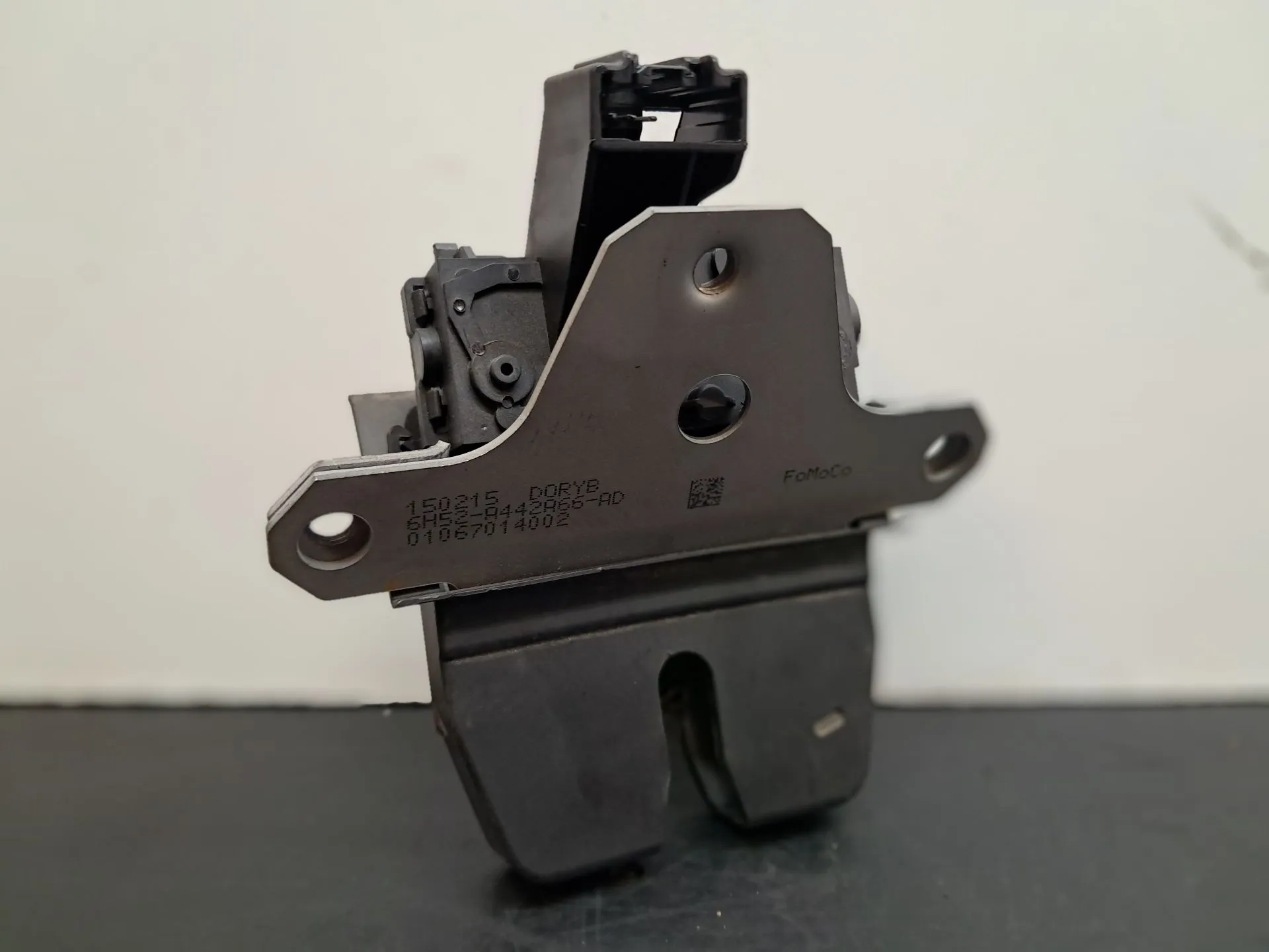 Fechadura / fecho da mala LAND ROVER Range Rover Evoque (L538) Imagem-1