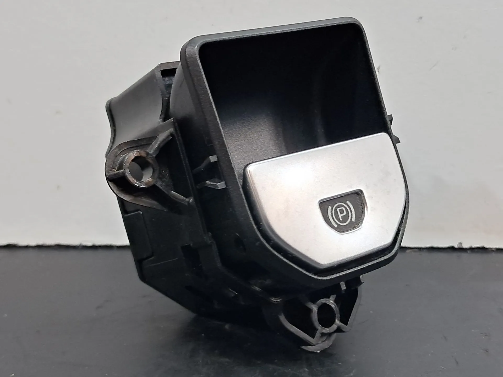 Pulsante / interruttore freno di stazionamento LAND ROVER Range Rover Evoque (L538)