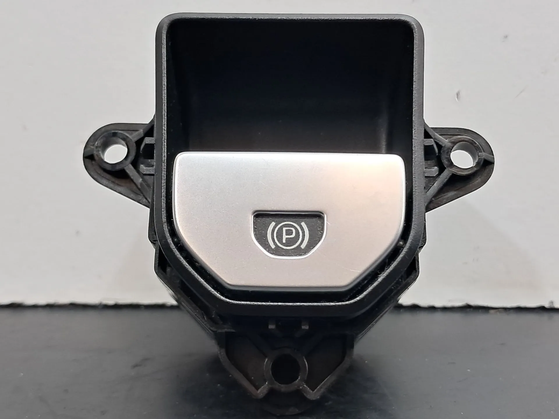 Pulsante / interruttore freno di stazionamento LAND ROVER Range Rover Evoque (L538) Imagem-1