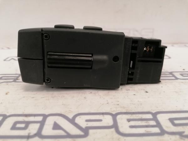 Comando do rádio DACIA Sandero II (5S_) Imagem-2