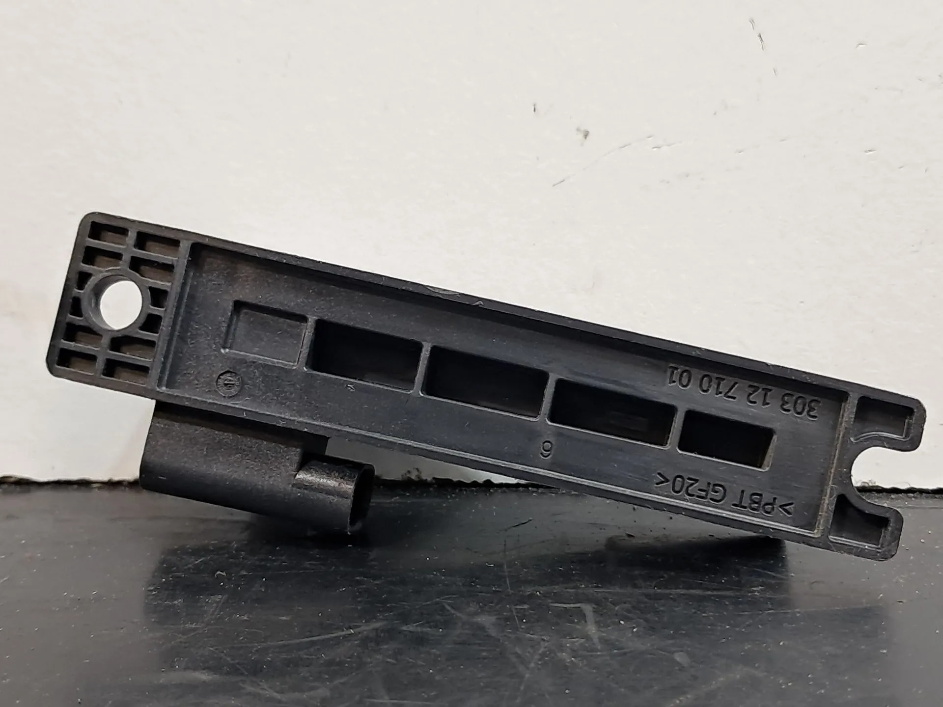 Antena LAND ROVER Range Rover Evoque (L538) Imagem-2