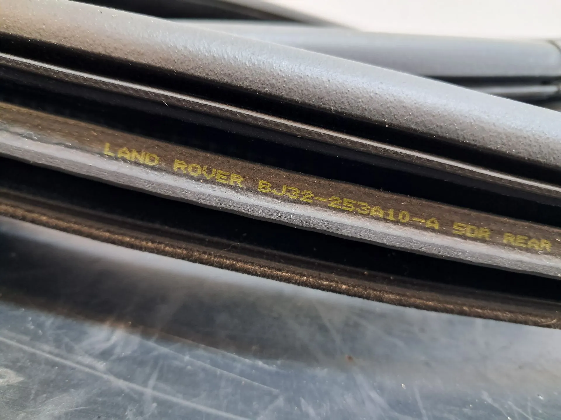Borracha genérica LAND ROVER Range Rover Evoque (L538) Imagem-2