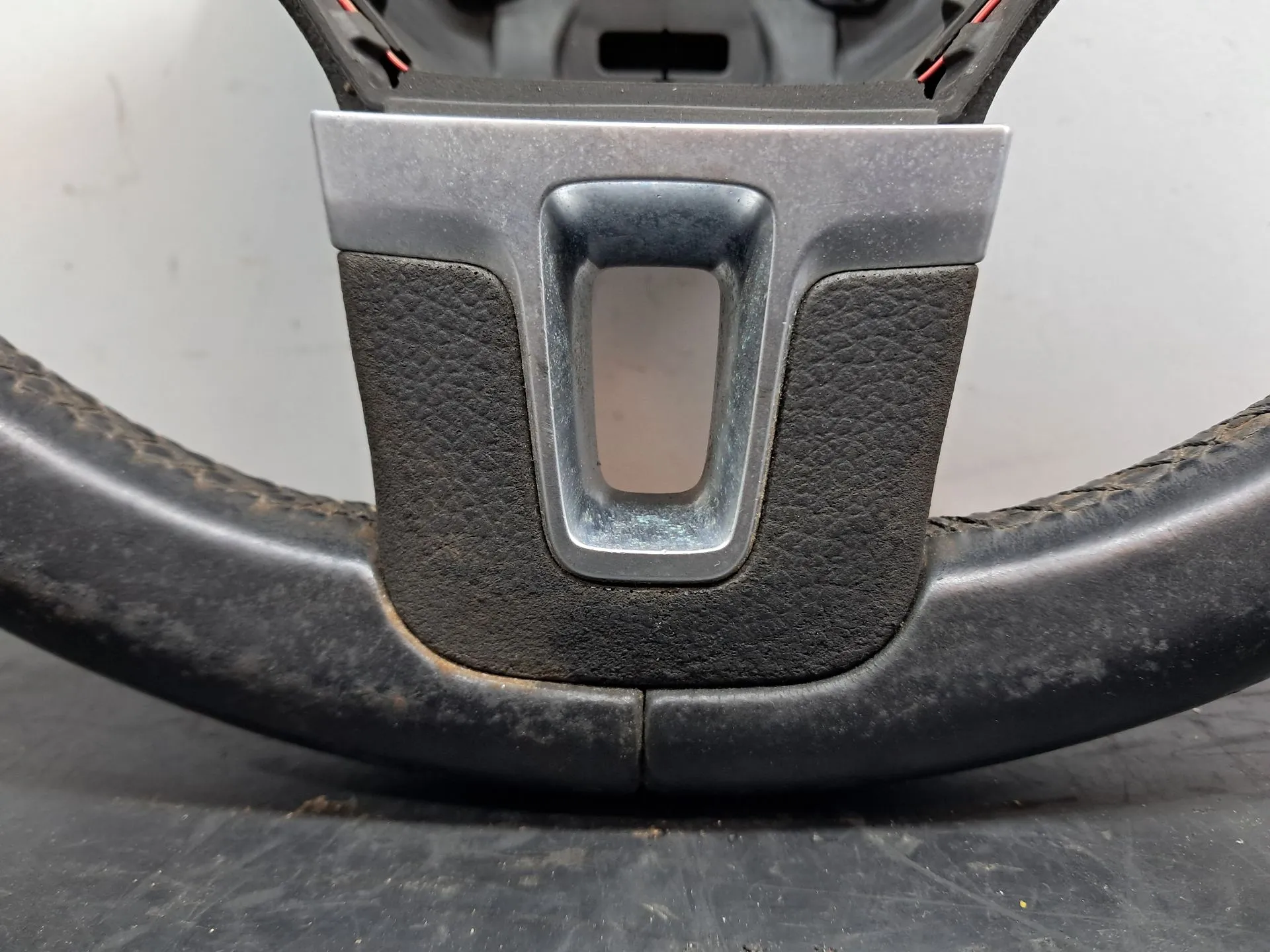 Steering wheel VOLKSWAGEN Golf VI (5K1) Imagem-1