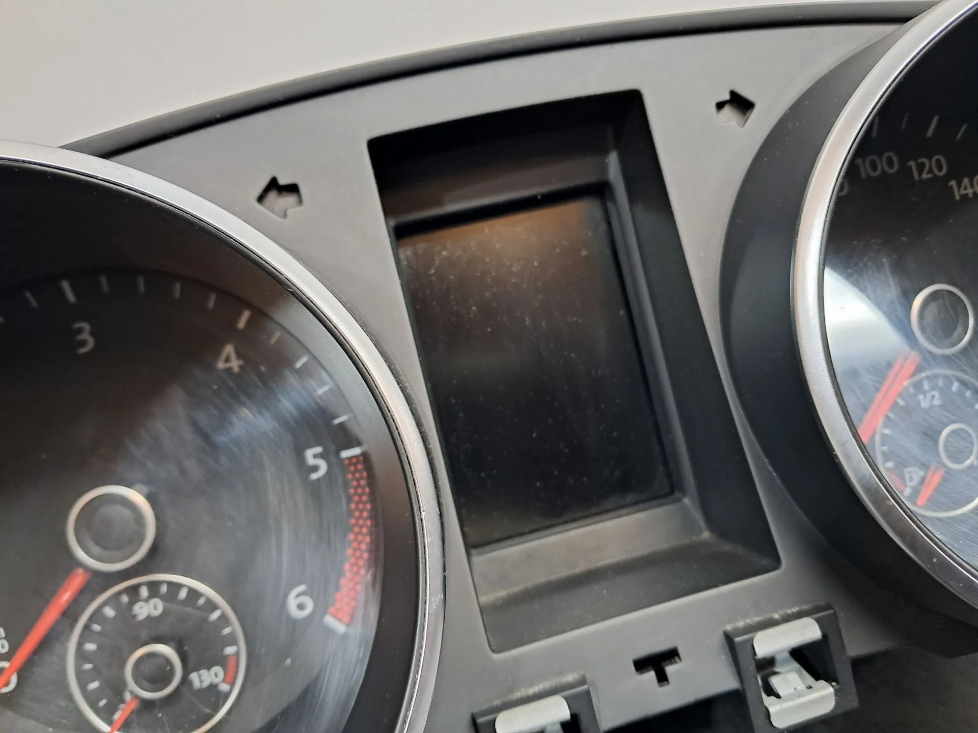 Quadro strumenti / Pannello strumenti VOLKSWAGEN Golf VI (5K1) Imagem-3