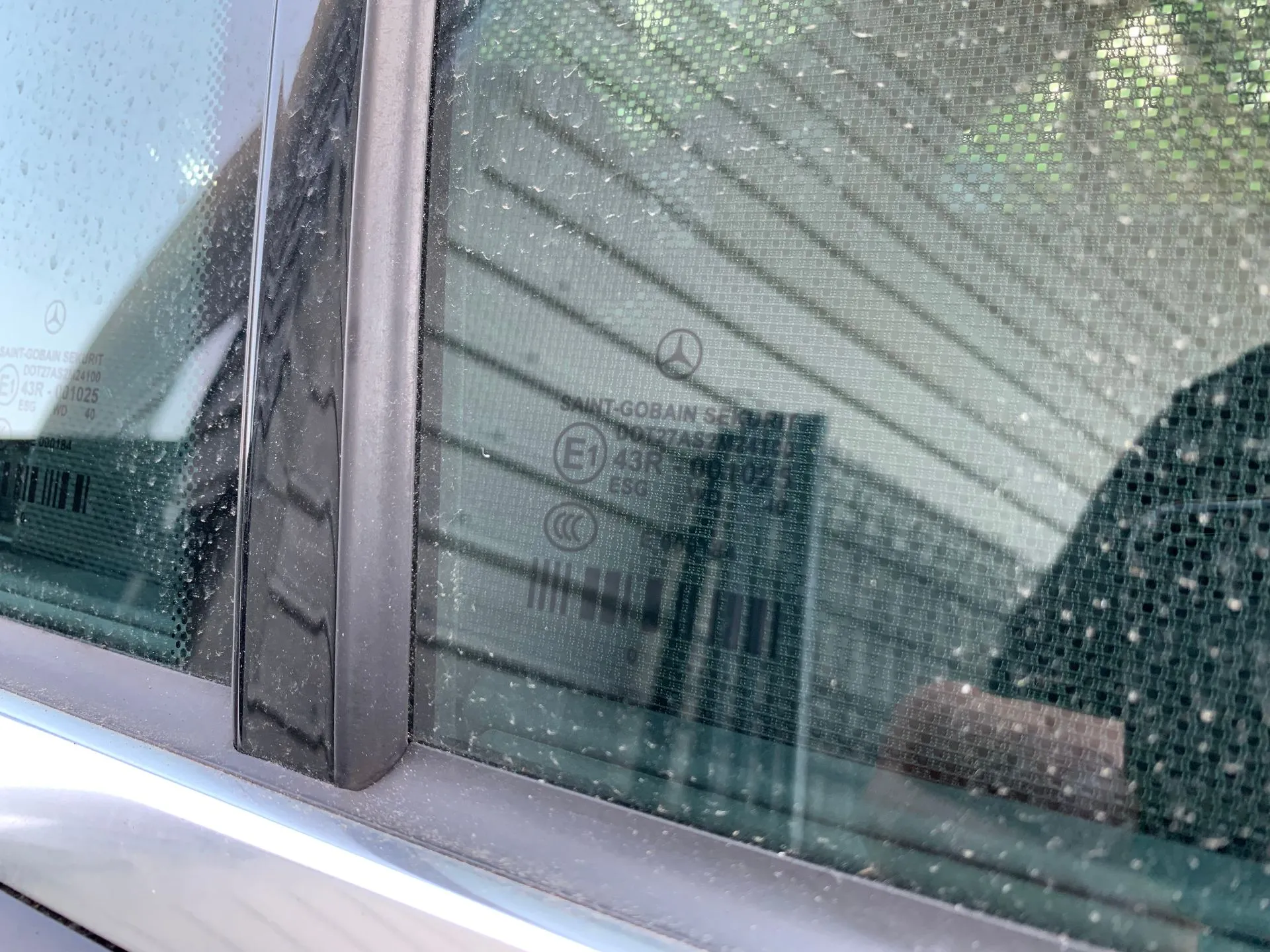 Vidro porta trás direito MERCEDES-BENZ Classe E (W212) Imagem-1