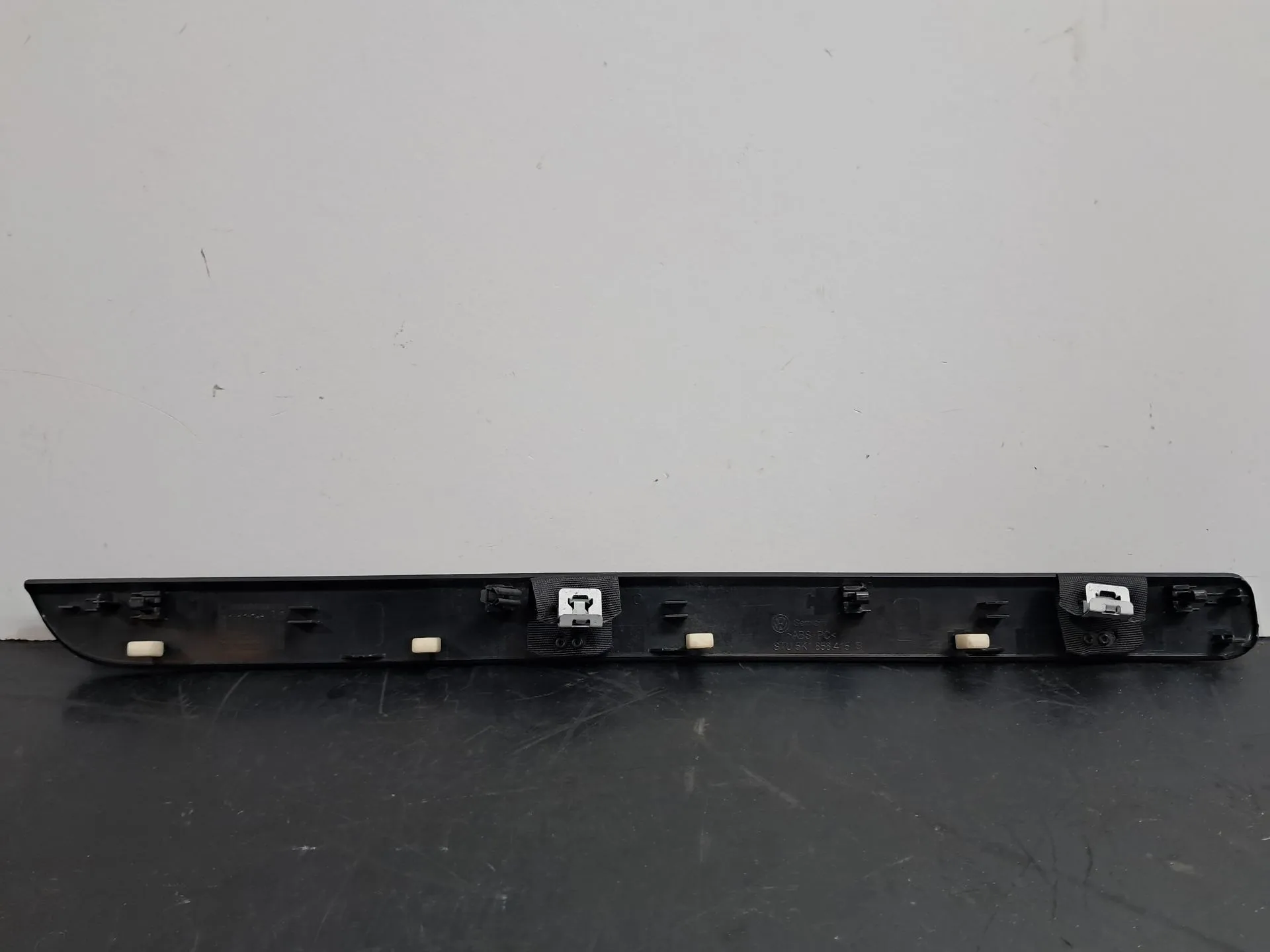 Moulure tableau de bord VOLKSWAGEN Golf VI (5K1) Imagem-5