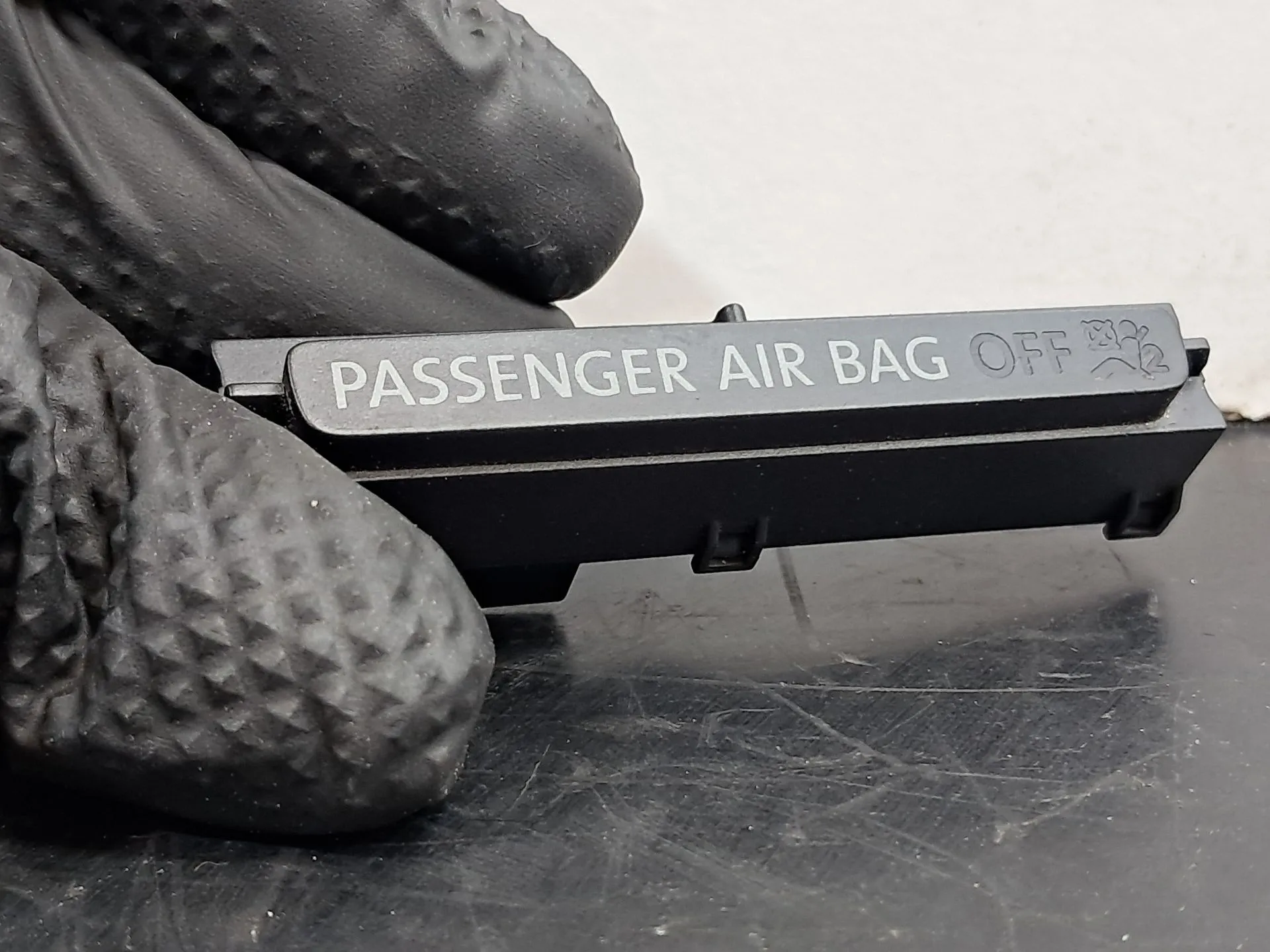 Botão / interruptor / sinal airbag off VOLKSWAGEN Golf VI (5K1) Imagem-1