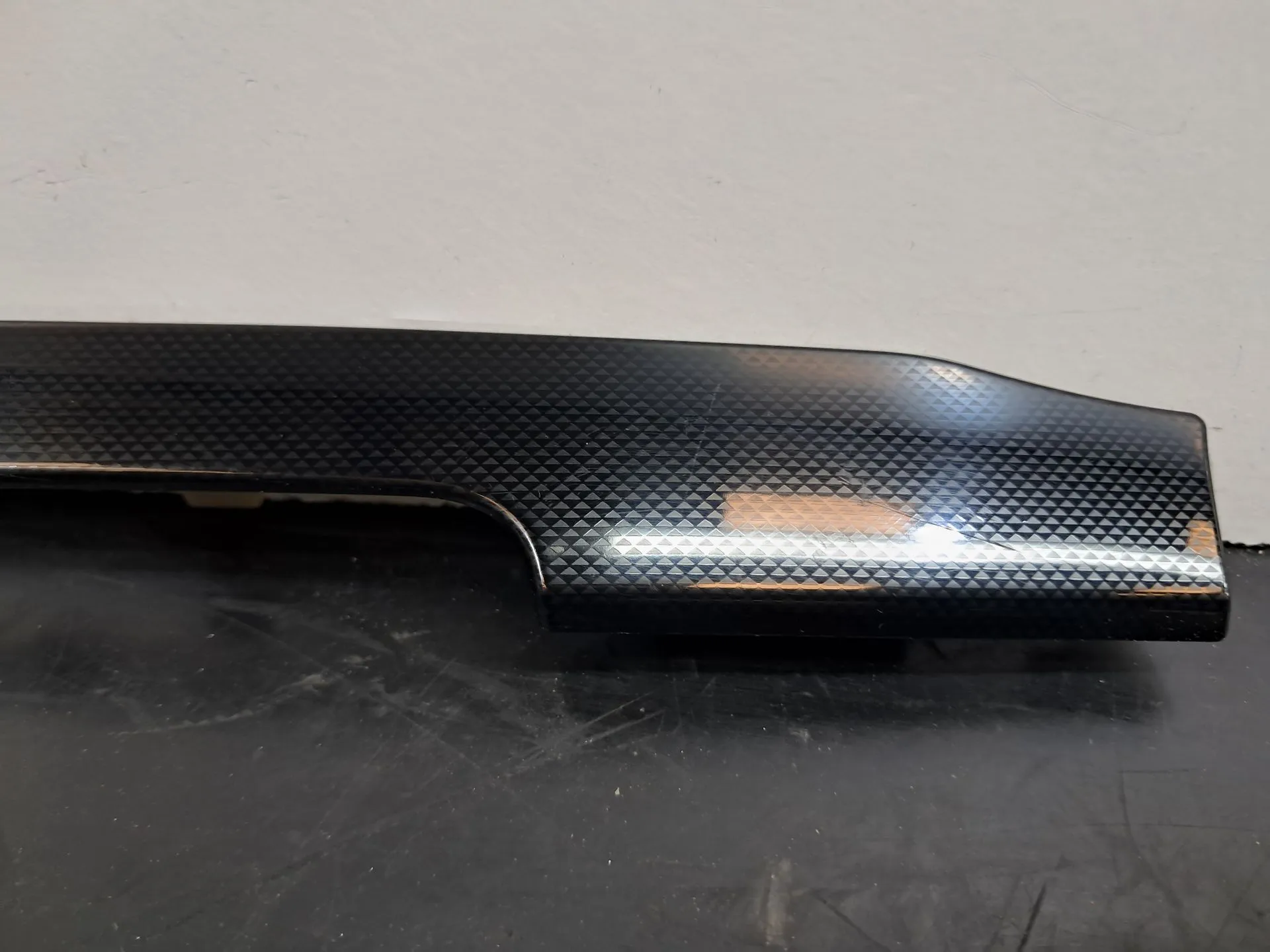 Friso tablier VOLKSWAGEN Golf VI (5K1) Imagem-1