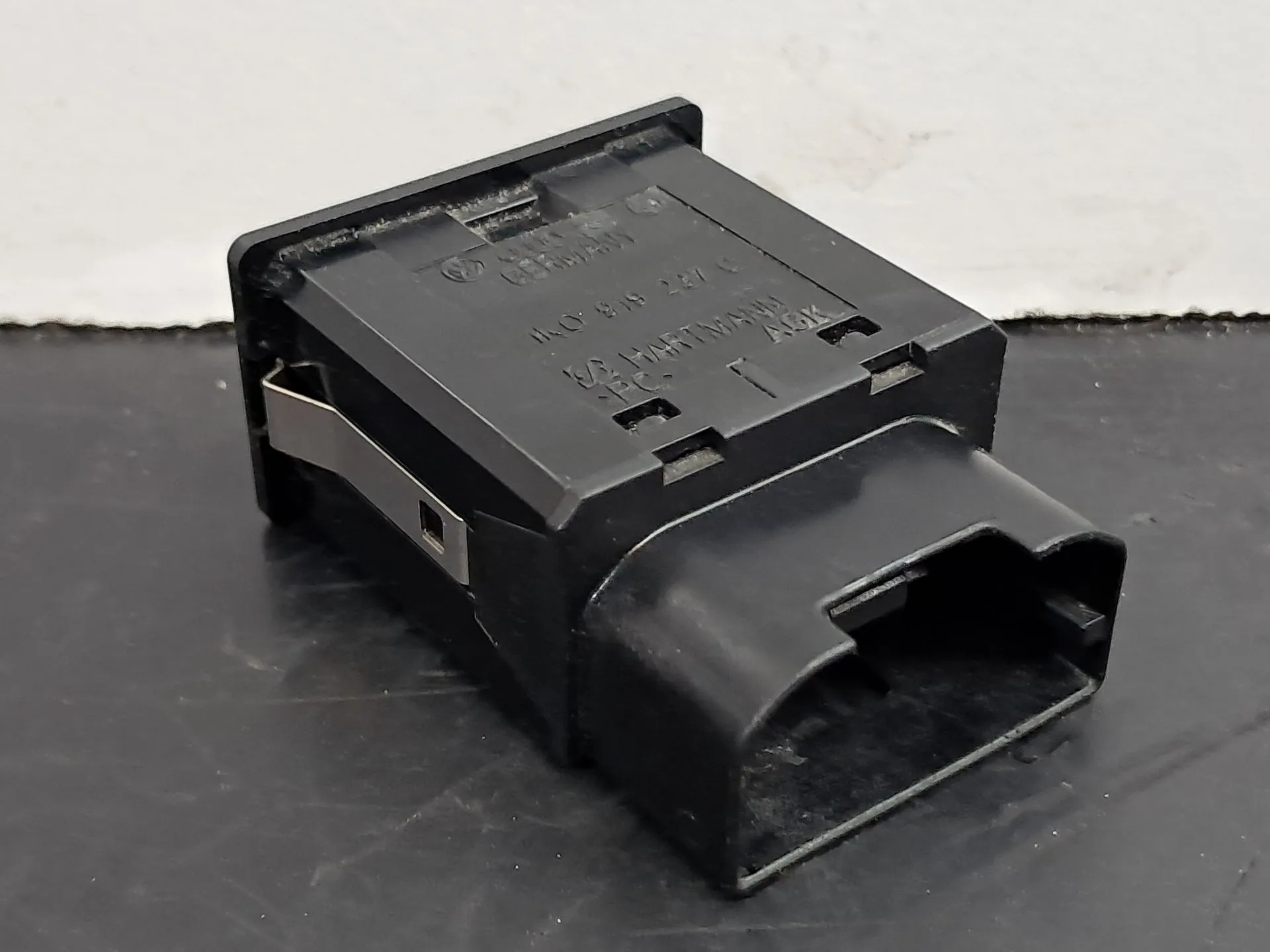 Botão / interruptor / sinal airbag off VOLKSWAGEN Golf VI (5K1) Imagem-1