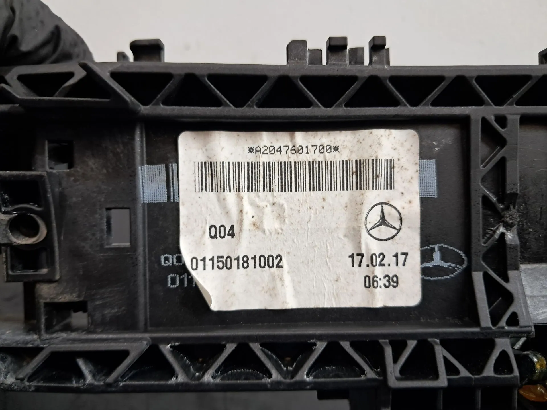 Supporto maniglia porta anteriore sinistra MERCEDES-BENZ Classe A (W176) Imagem-1