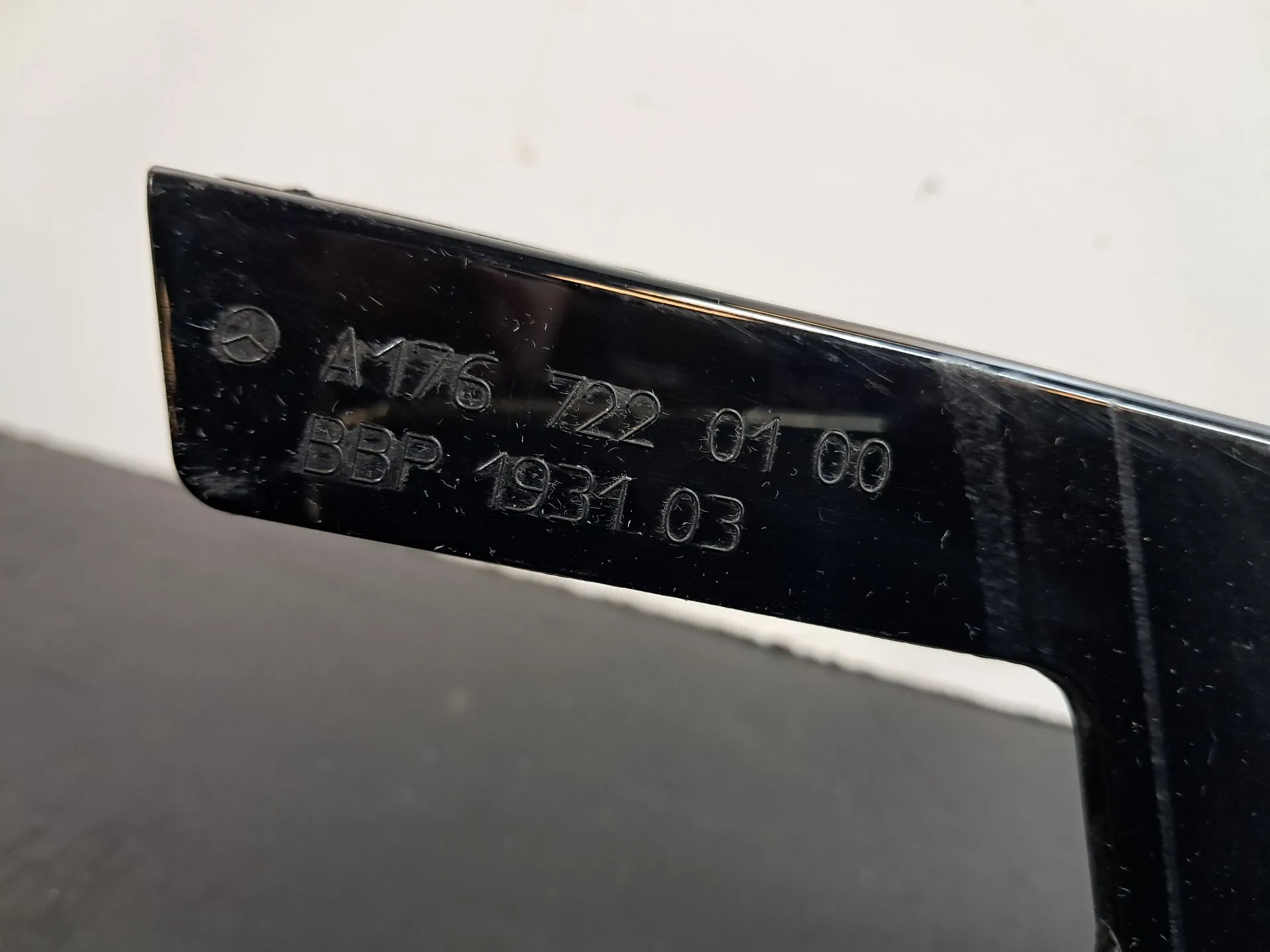 Left front door trim MERCEDES-BENZ Classe A (W176) Imagem-1