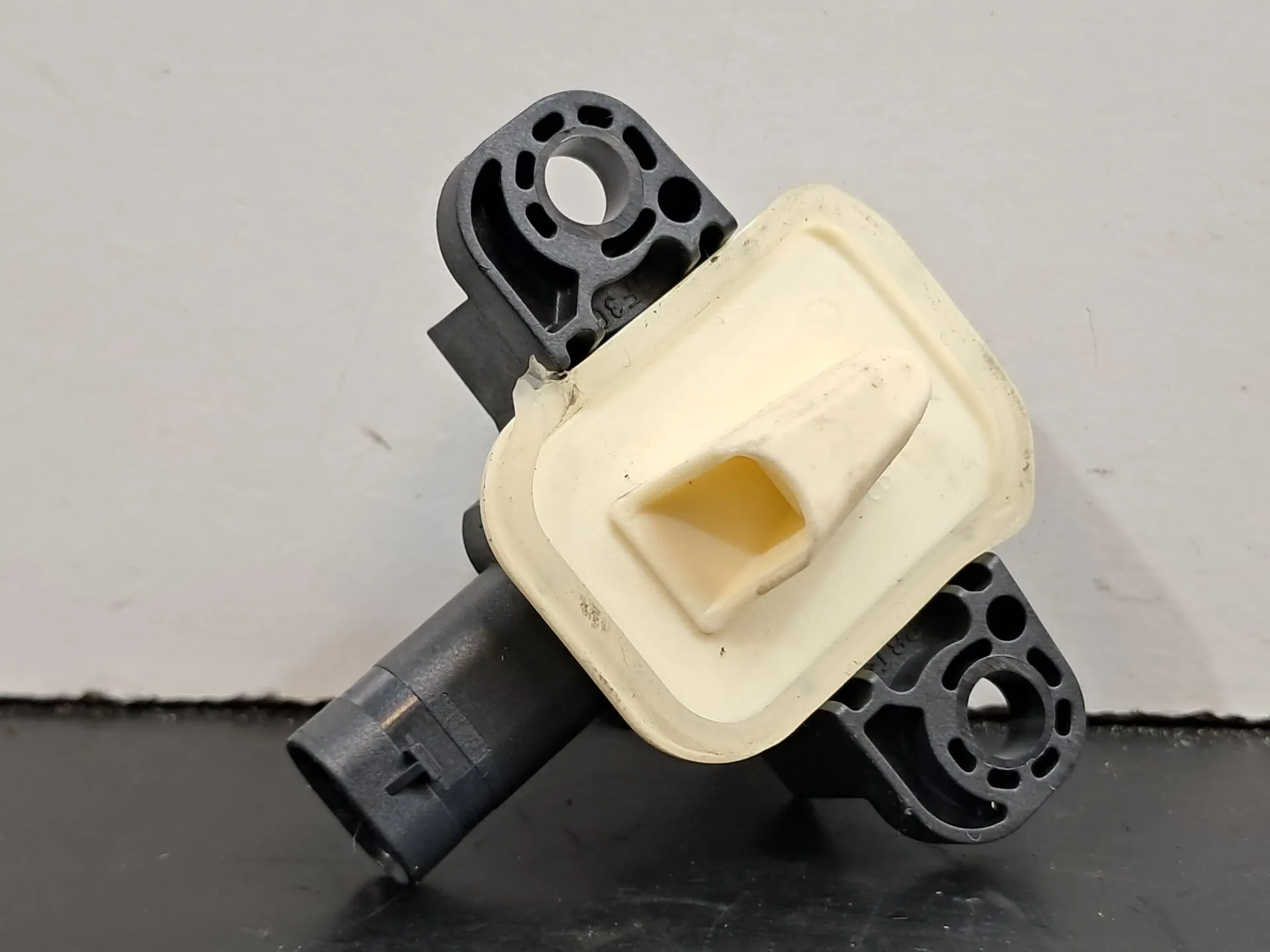 Sensor de impacto MERCEDES-BENZ Classe A (W176) Imagem-2