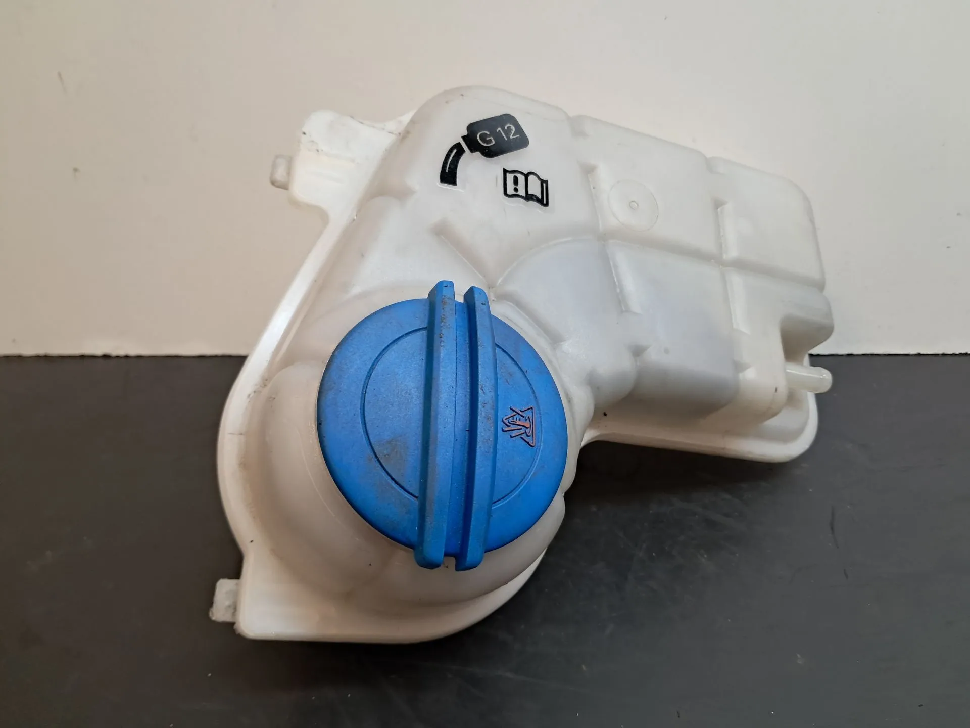 Coolant reservoir AUDI A4 Avant (8ED, B7)