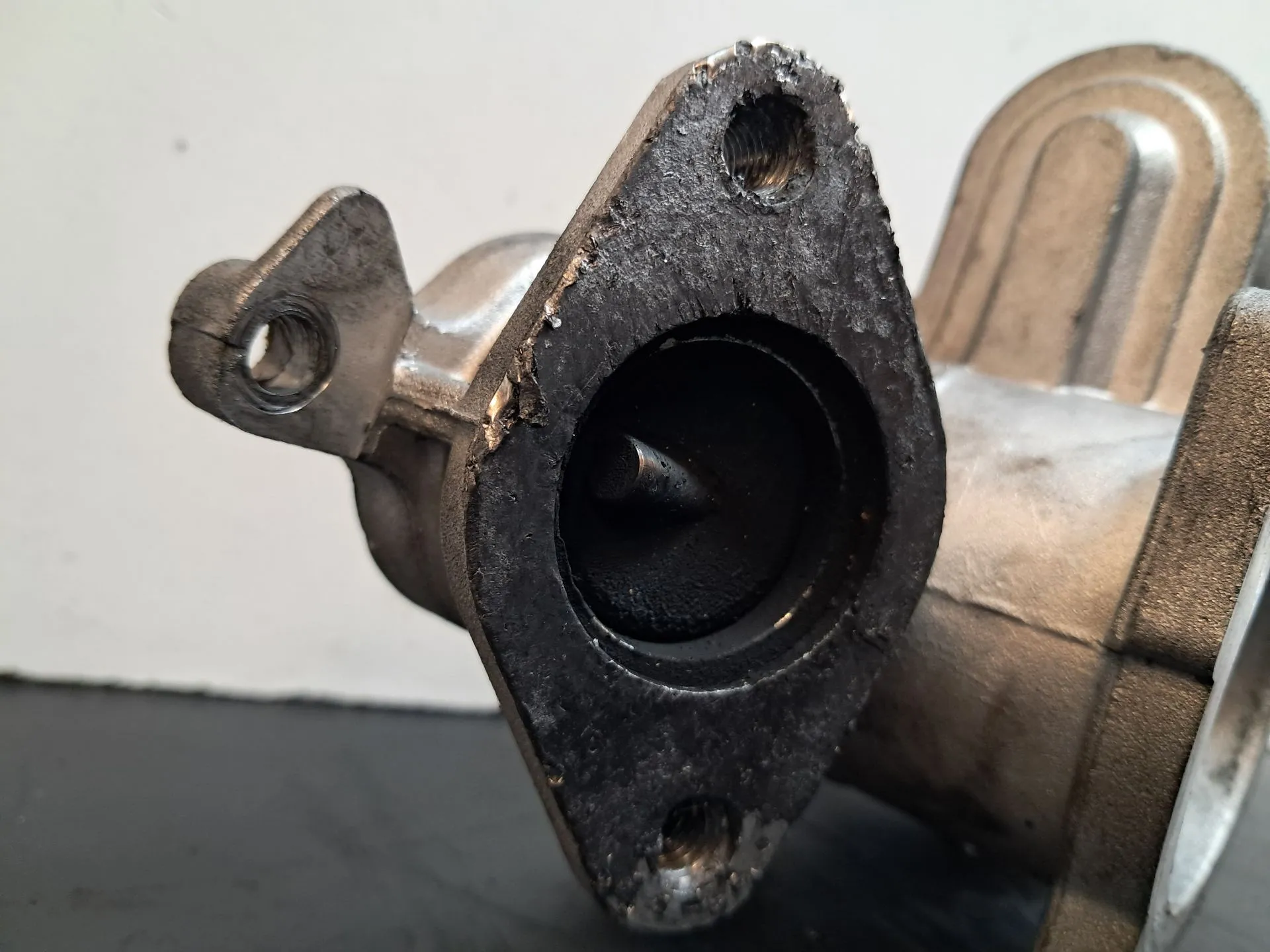 Valve EGR AUDI A4 Avant (8ED, B7) Imagem-1
