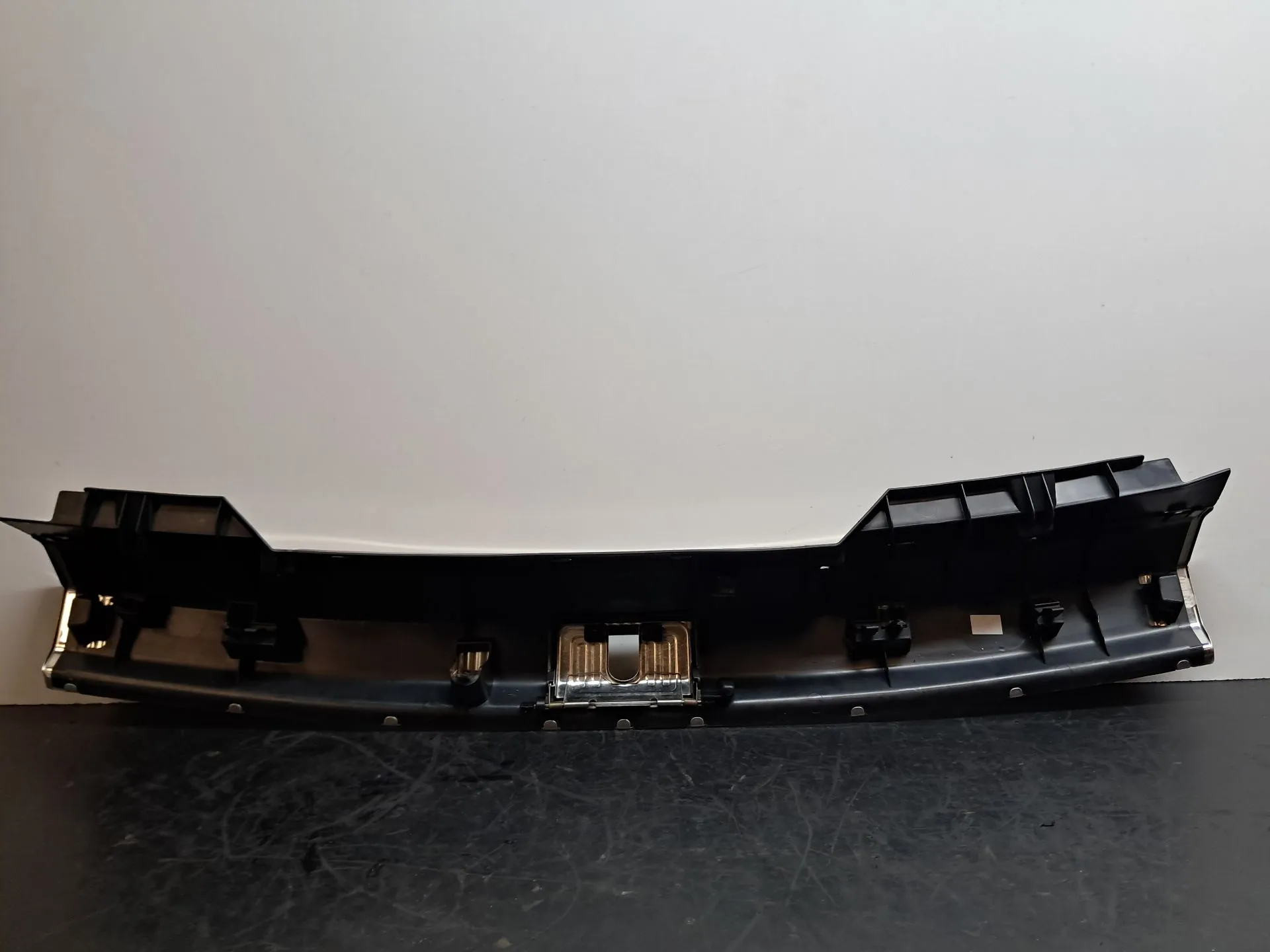 Coperchio / copertura generica AUDI A4 Allroad (8KH, B8) Imagem-4