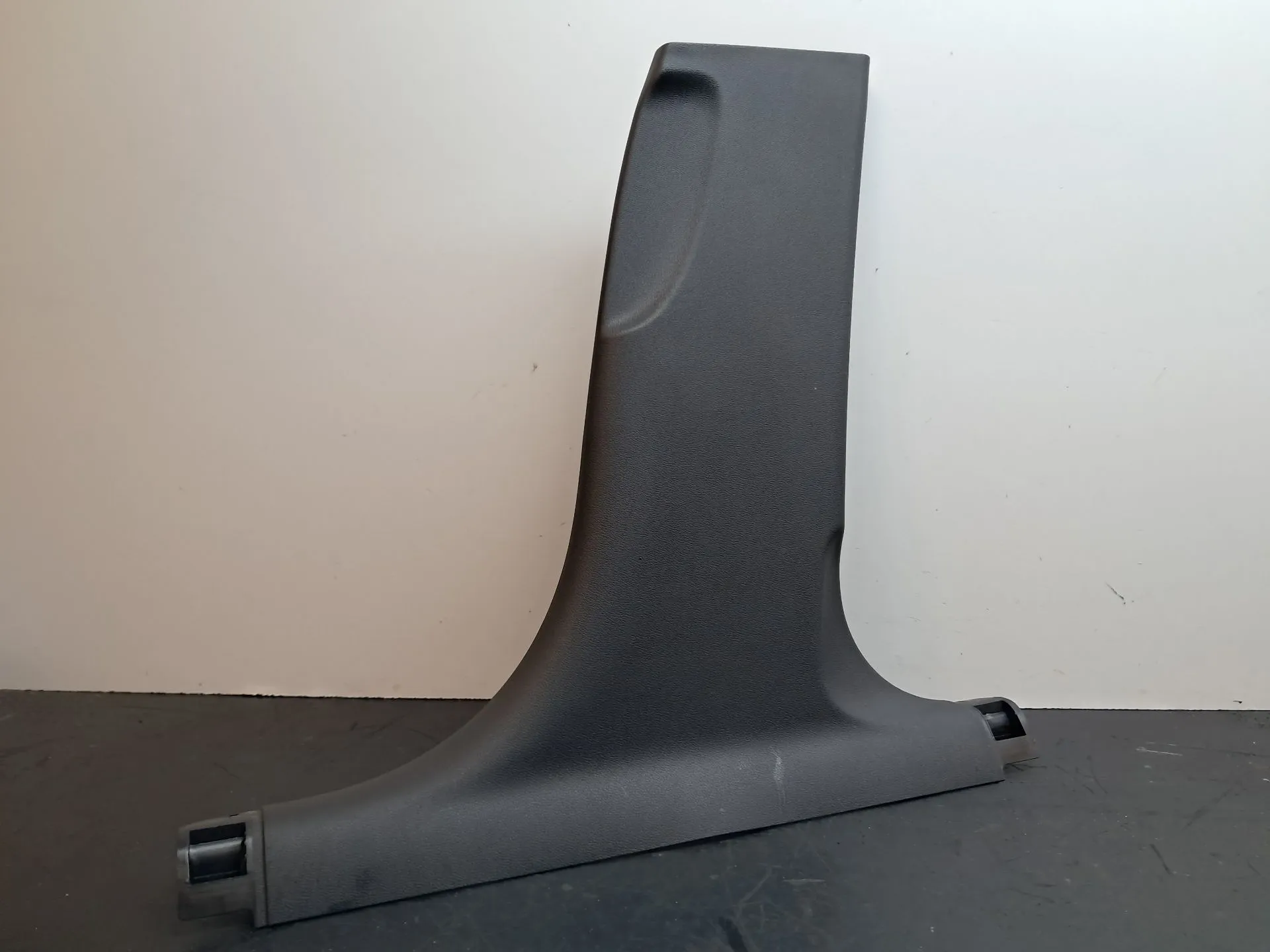 Pillar B lining right AUDI A4 Allroad (8KH, B8)