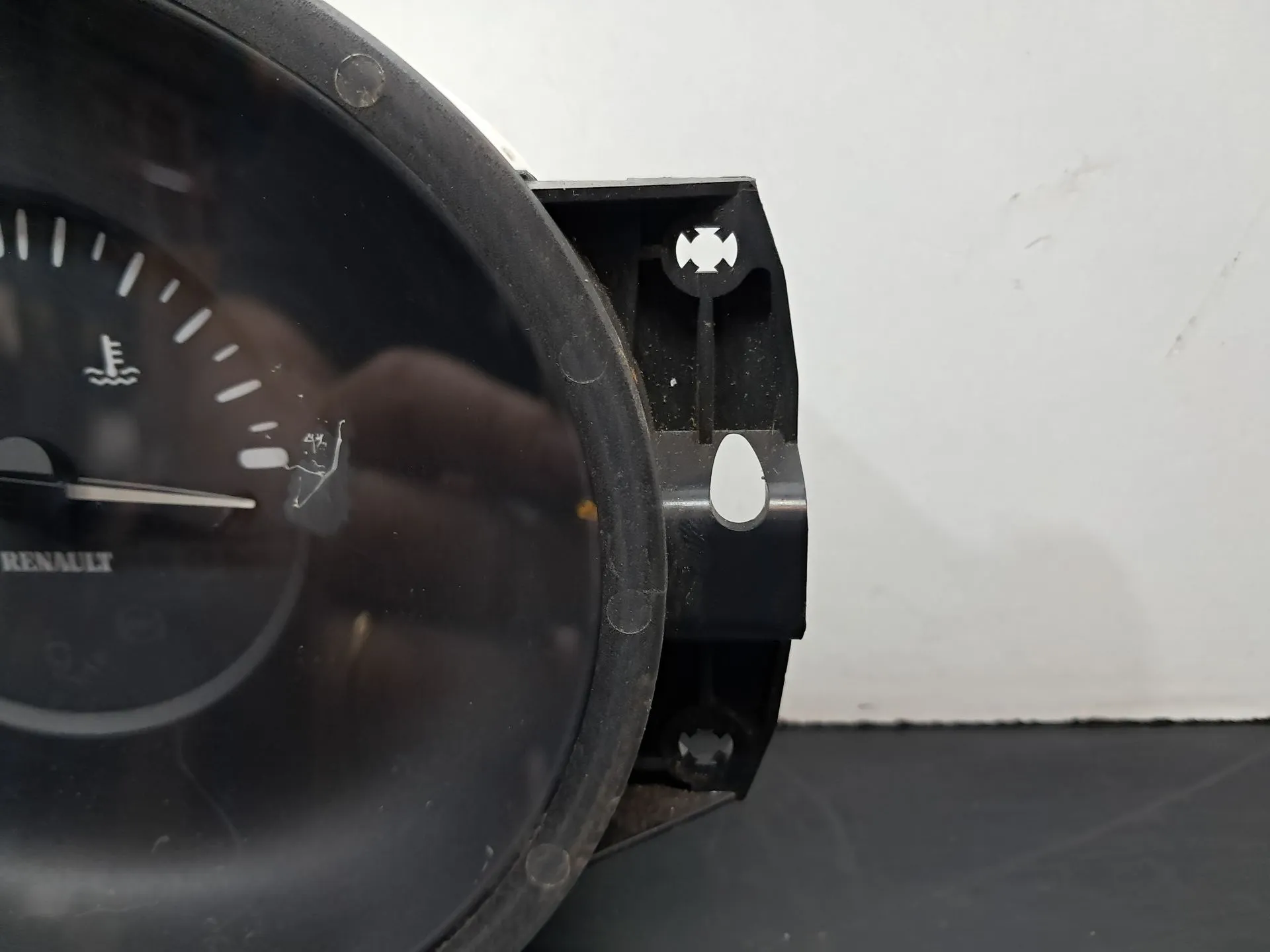 Quadro strumenti / Pannello strumenti RENAULT Clio II Société (SB0/1/2_) Imagem-4