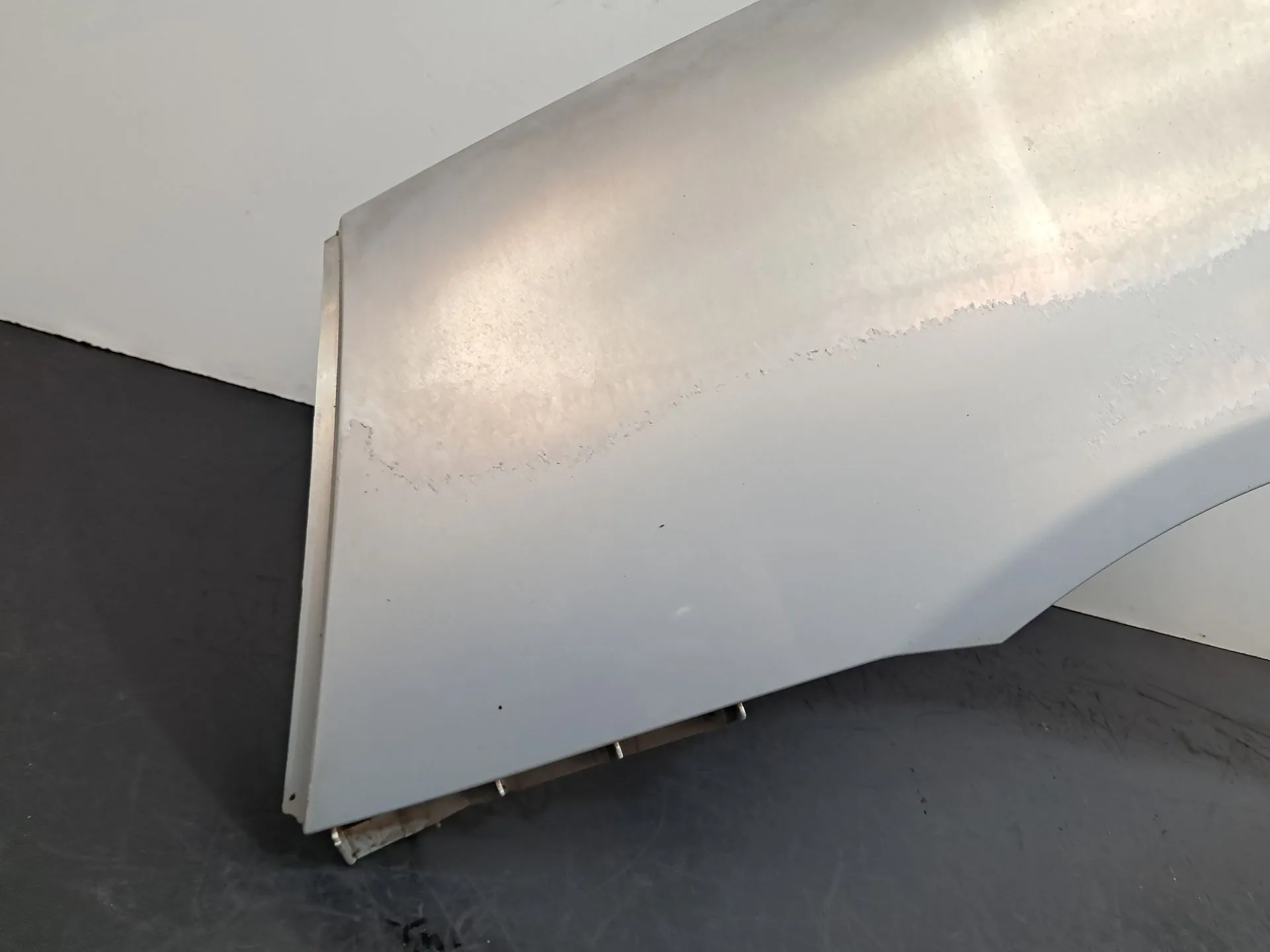 Guardabarros izquierdo RENAULT Clio II (BB0/1/2_, CB0/1/2_) Imagem-1