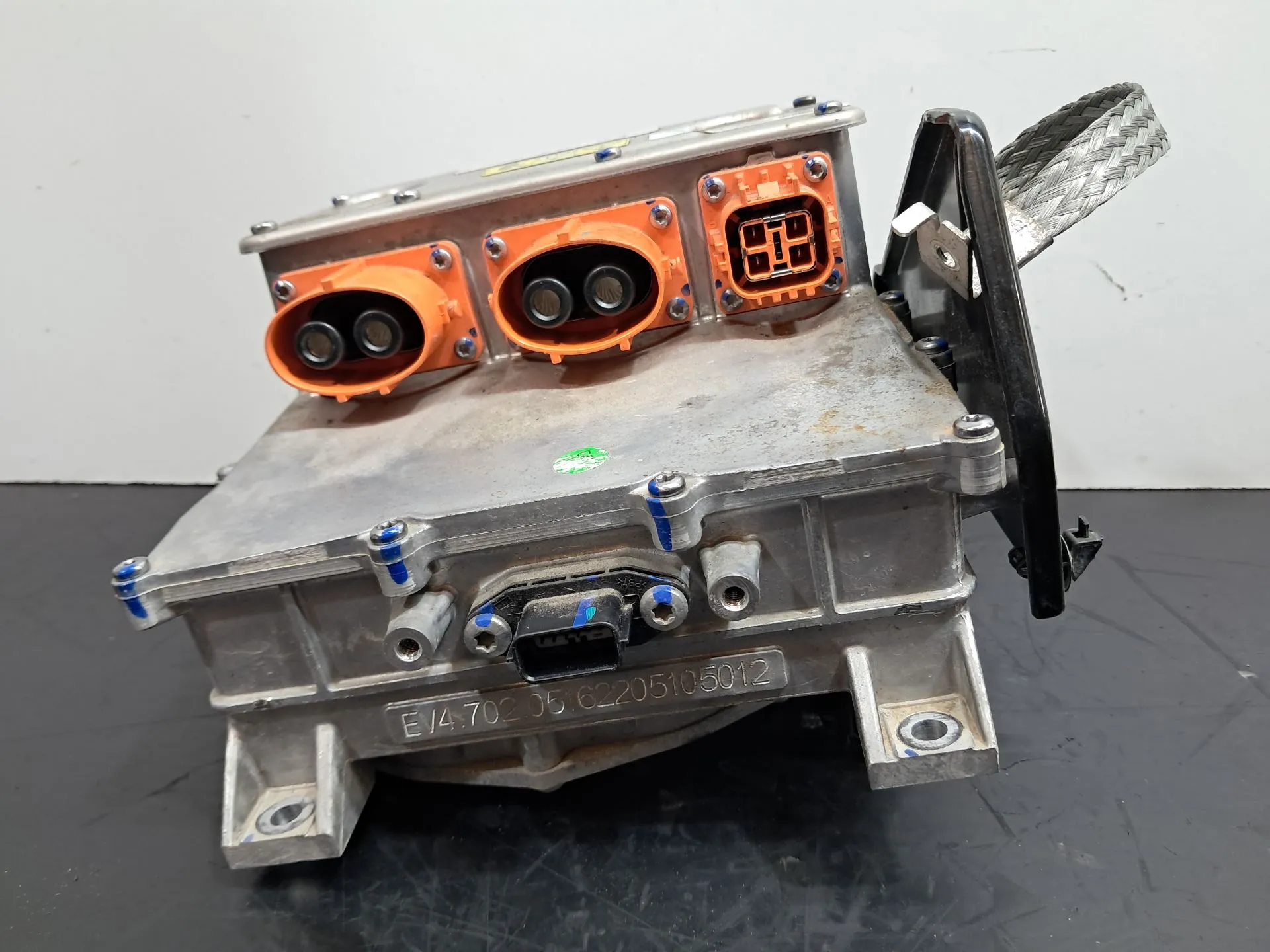 Conversor / inversor DACIA Spring Imagem-2