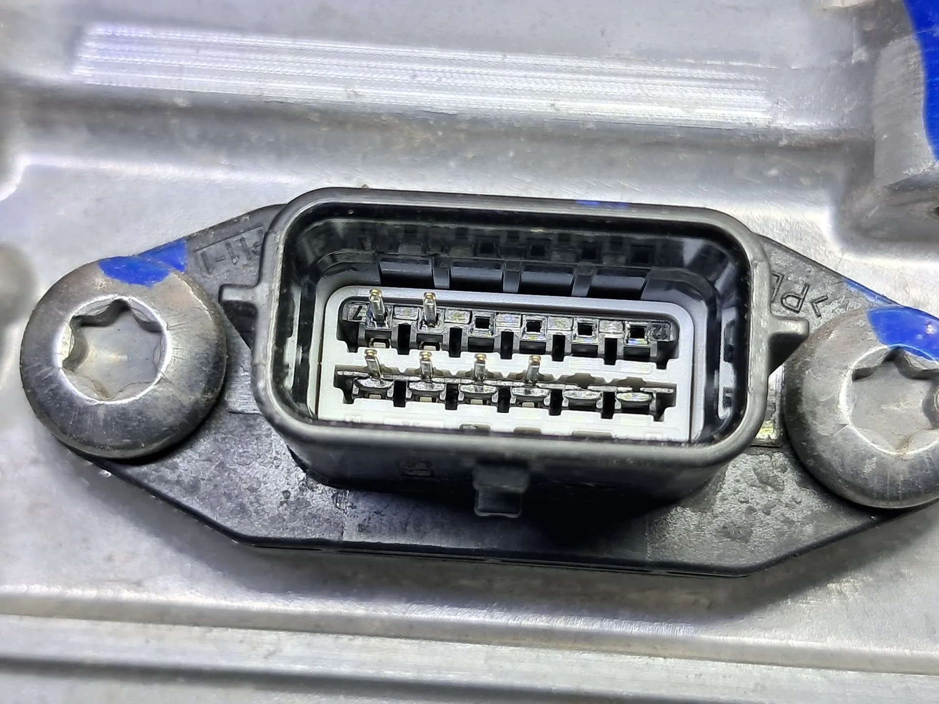 Conversor / inversor DACIA Spring Imagem-6