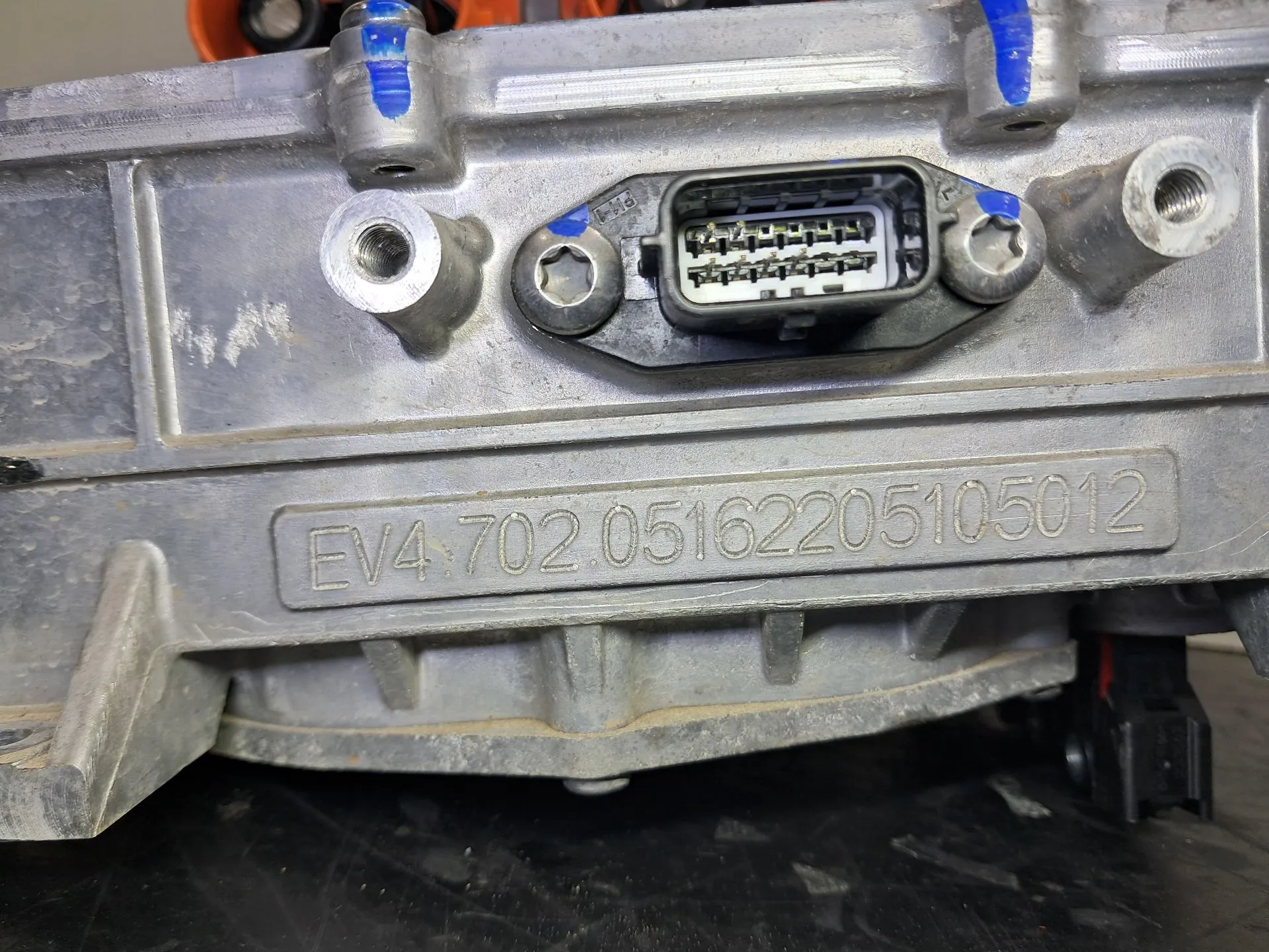 Conversor / inversor DACIA Spring Imagem-7