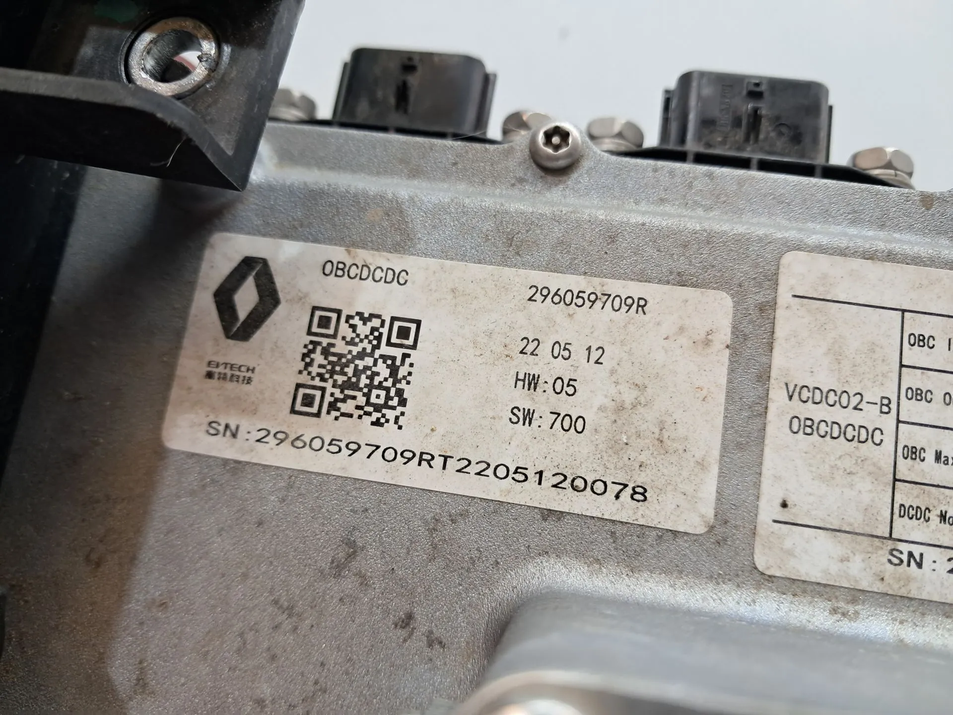 Conversor / inversor DACIA Spring Imagem-1