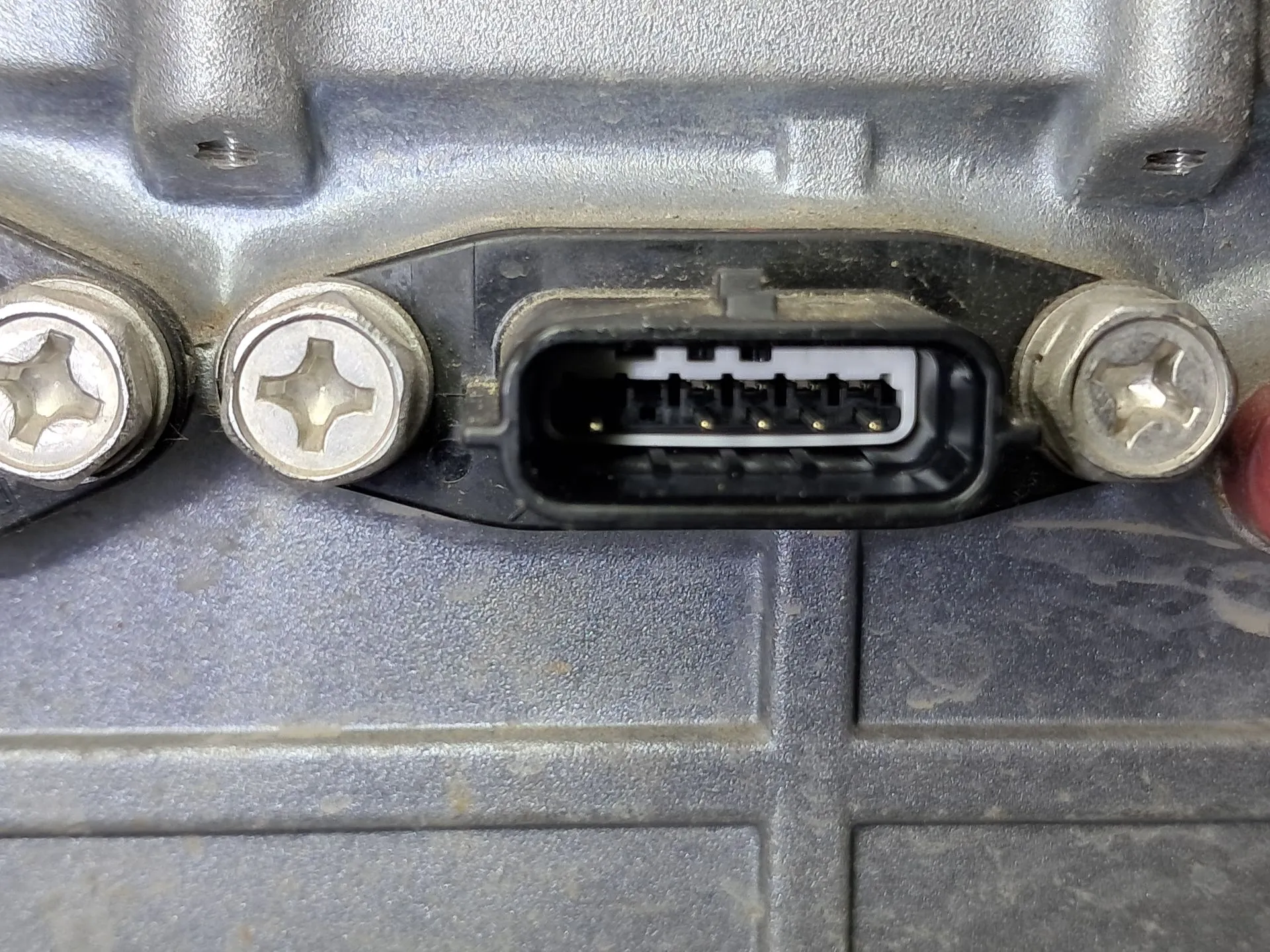 Conversor / inversor DACIA Spring Imagem-4