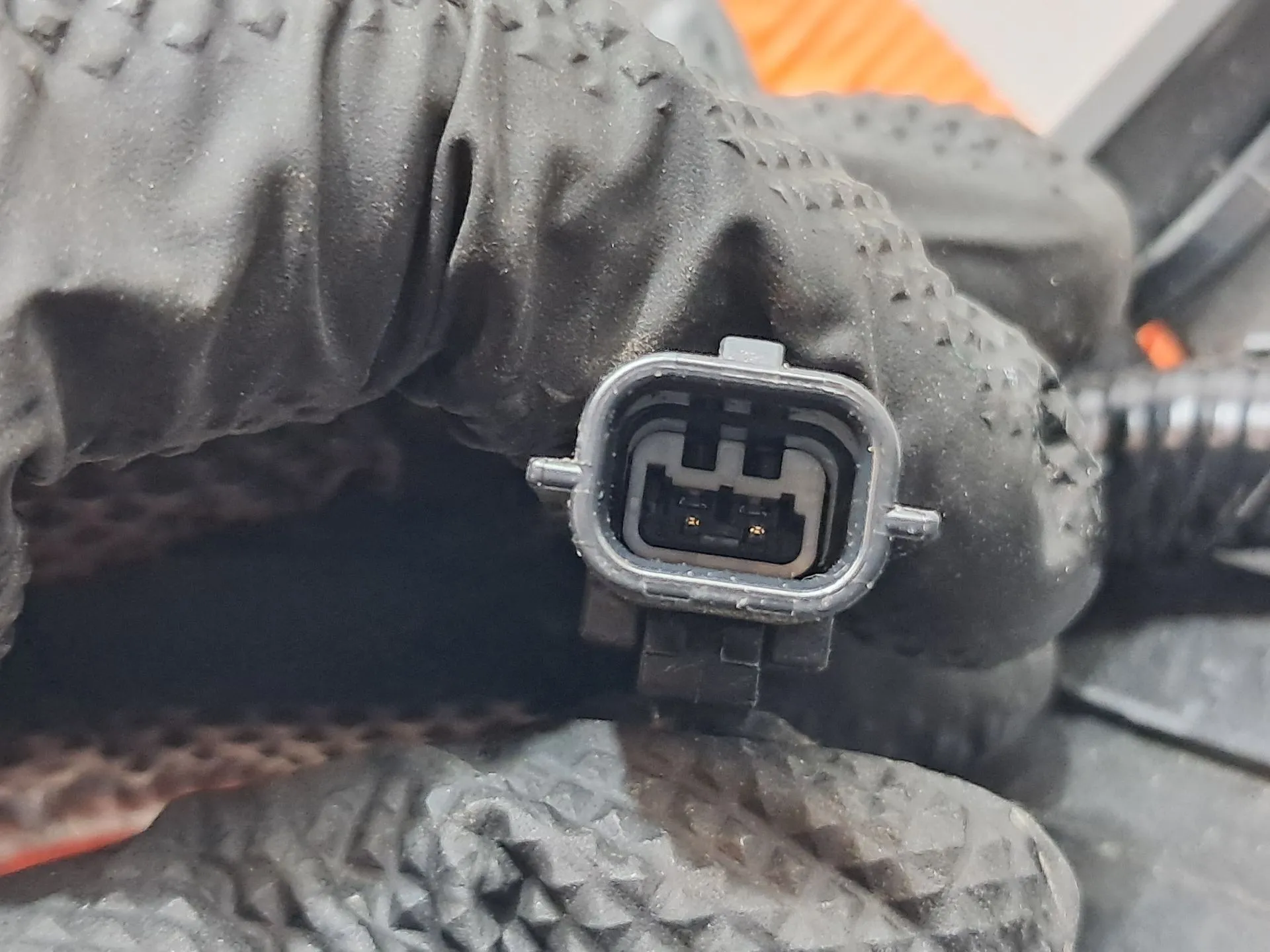 Conversor / inversor DACIA Spring Imagem-7