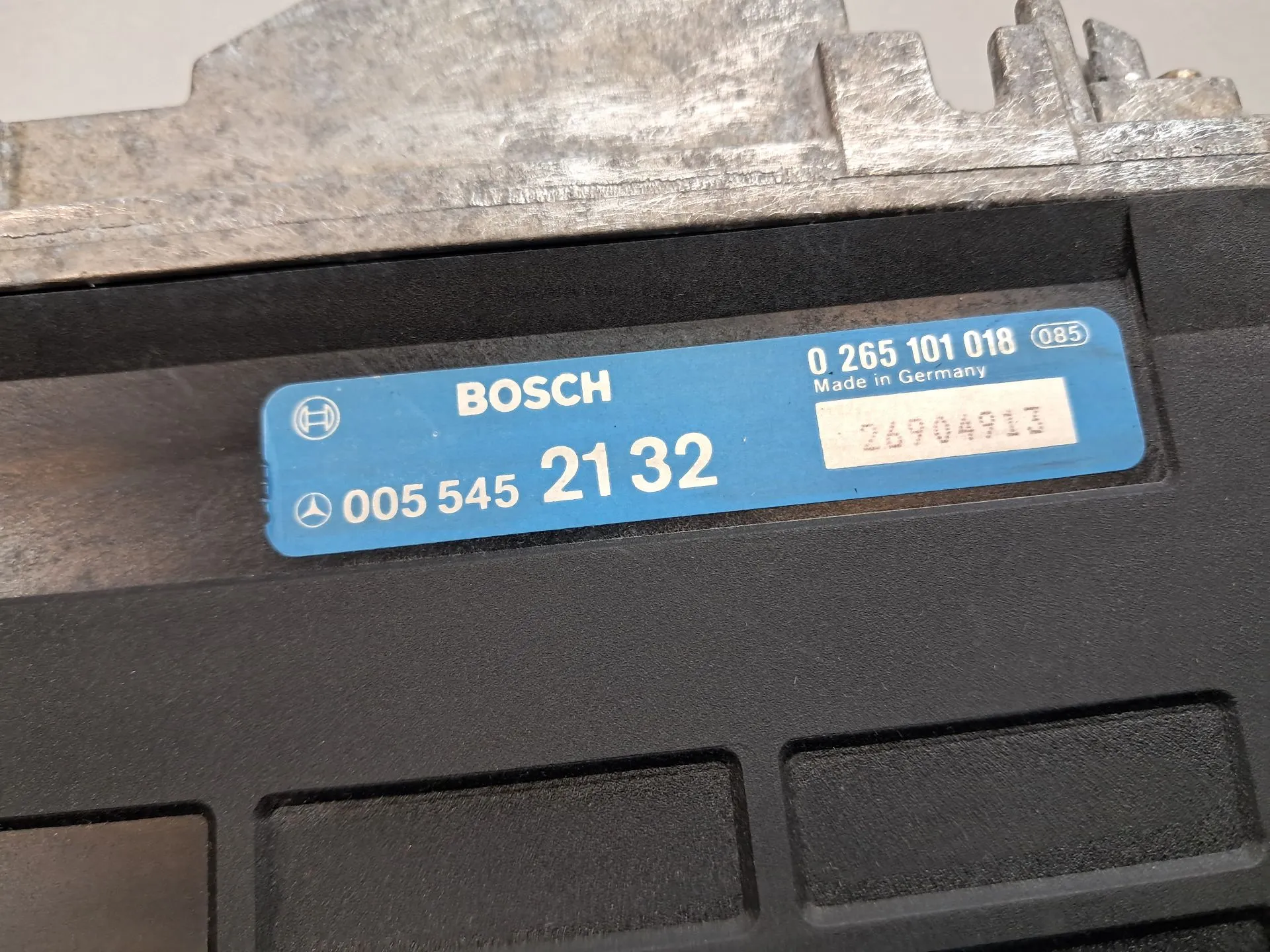 Calculateur ABS MERCEDES-BENZ 190 (W201) Imagem-1
