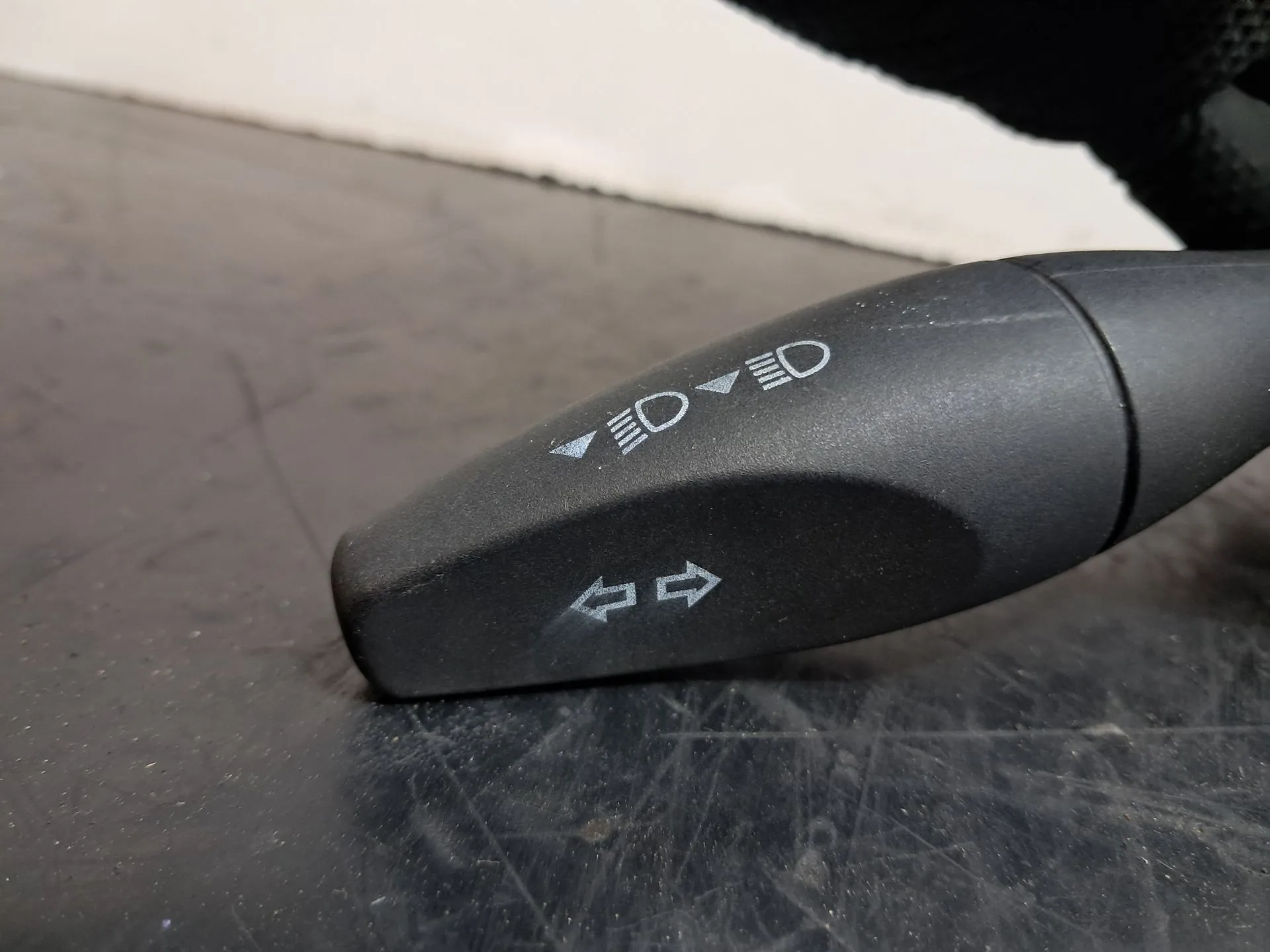 Commande de clignotants FORD Focus I Carrinha Van (DNW) Imagem-2