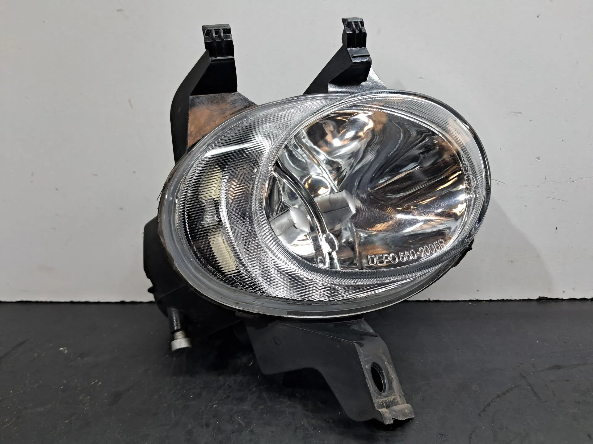 Farol nevoeiro frente direito PEUGEOT 206 (2A/C)