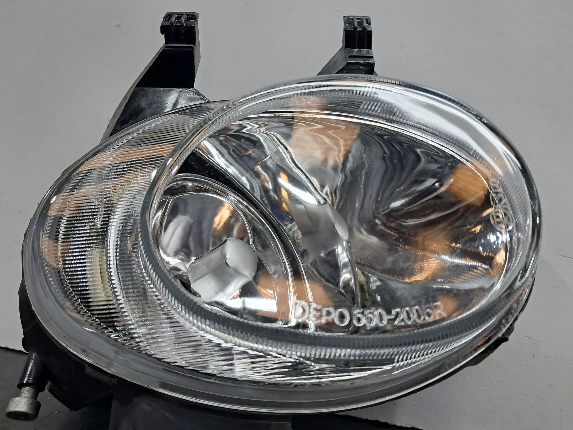 Farol nevoeiro frente direito PEUGEOT 206 (2A/C) Imagem-1