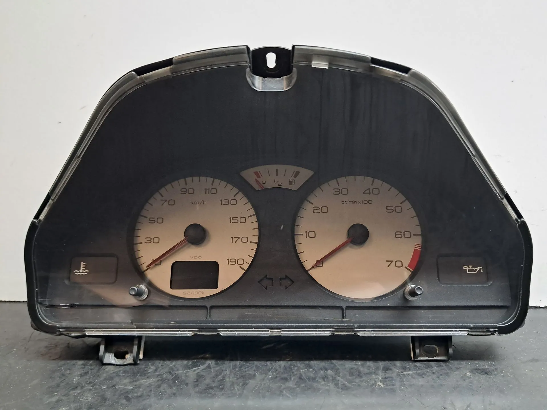 Quadrante / Cuadro de instrumentos PEUGEOT 106 II (1A_, 1C_)