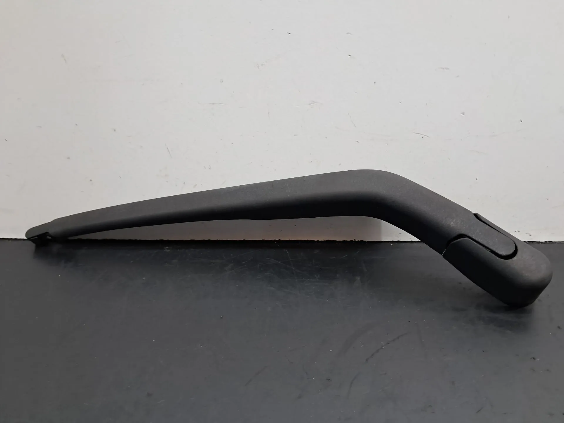 Braccio / asta tergicristallo posteriore TOYOTA Yaris (_P9_)